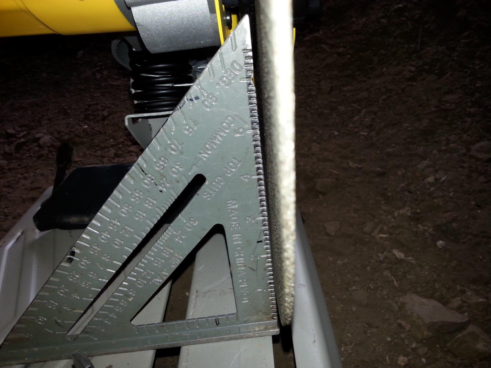 DEWALT Chop Saw, Quick-Change, 14-Inch, Old Model (D28715) customer photo 2