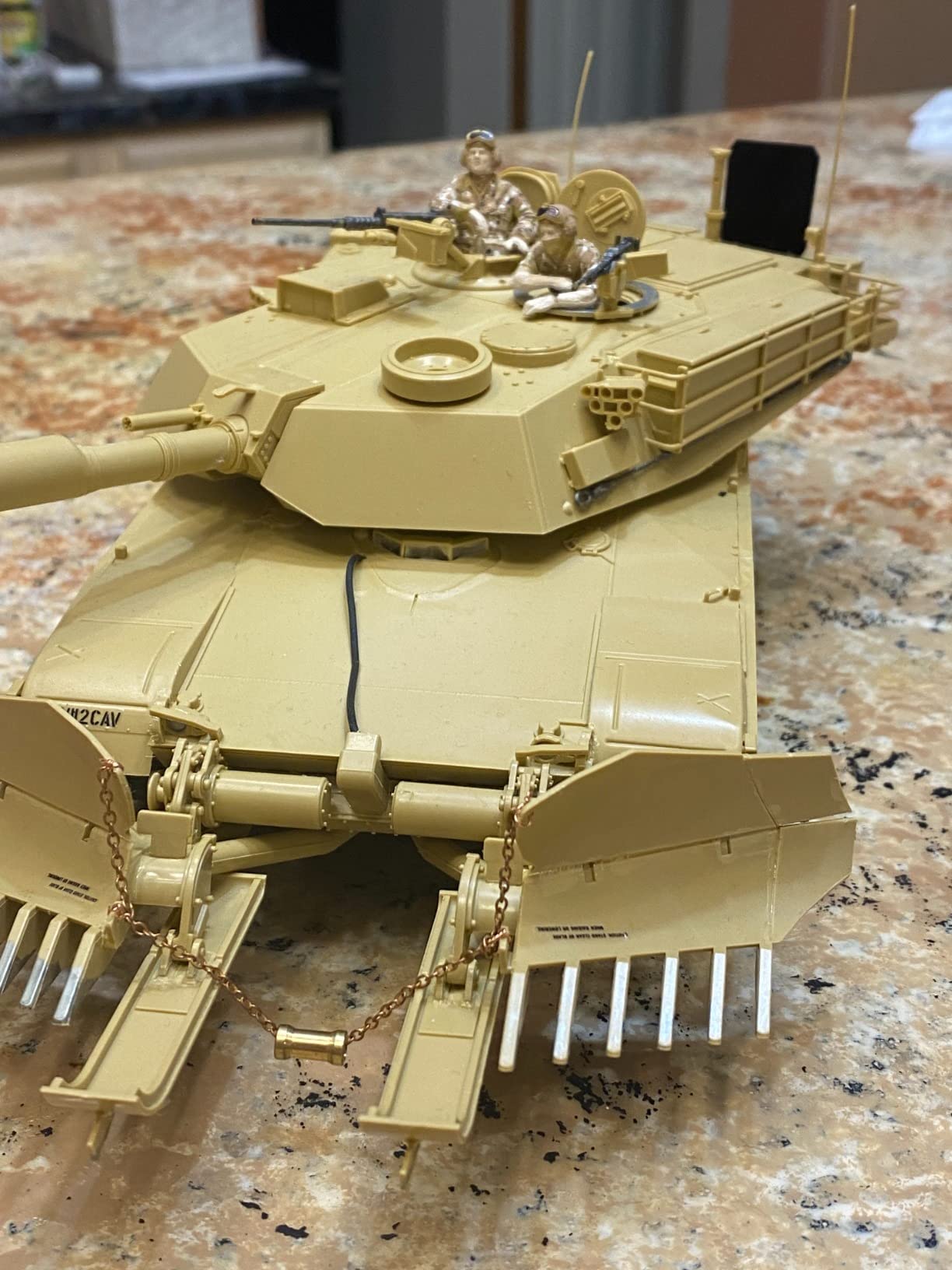 Tamiya Models M1A1 Abrams Tank with Mine Plow (1/35 Scale, TM35158) customer photo 1