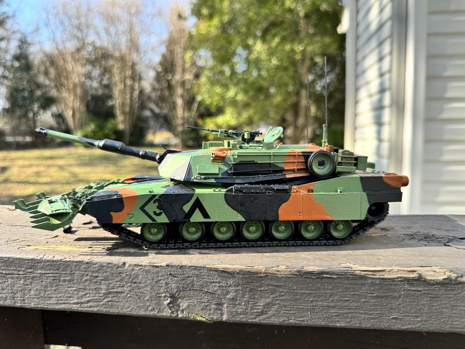 Tamiya Models M1A1 Abrams Tank with Mine Plow (1/35 Scale, TM35158) customer photo 2