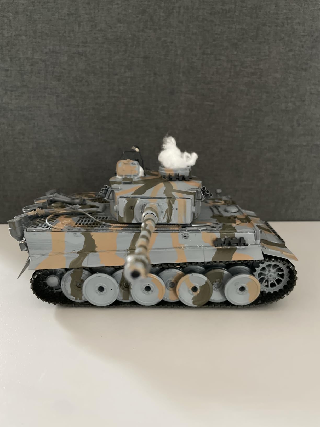 Tamiya 35216 1/35 German Tiger I Early Production Tank Plastic Model Kit customer photo 2