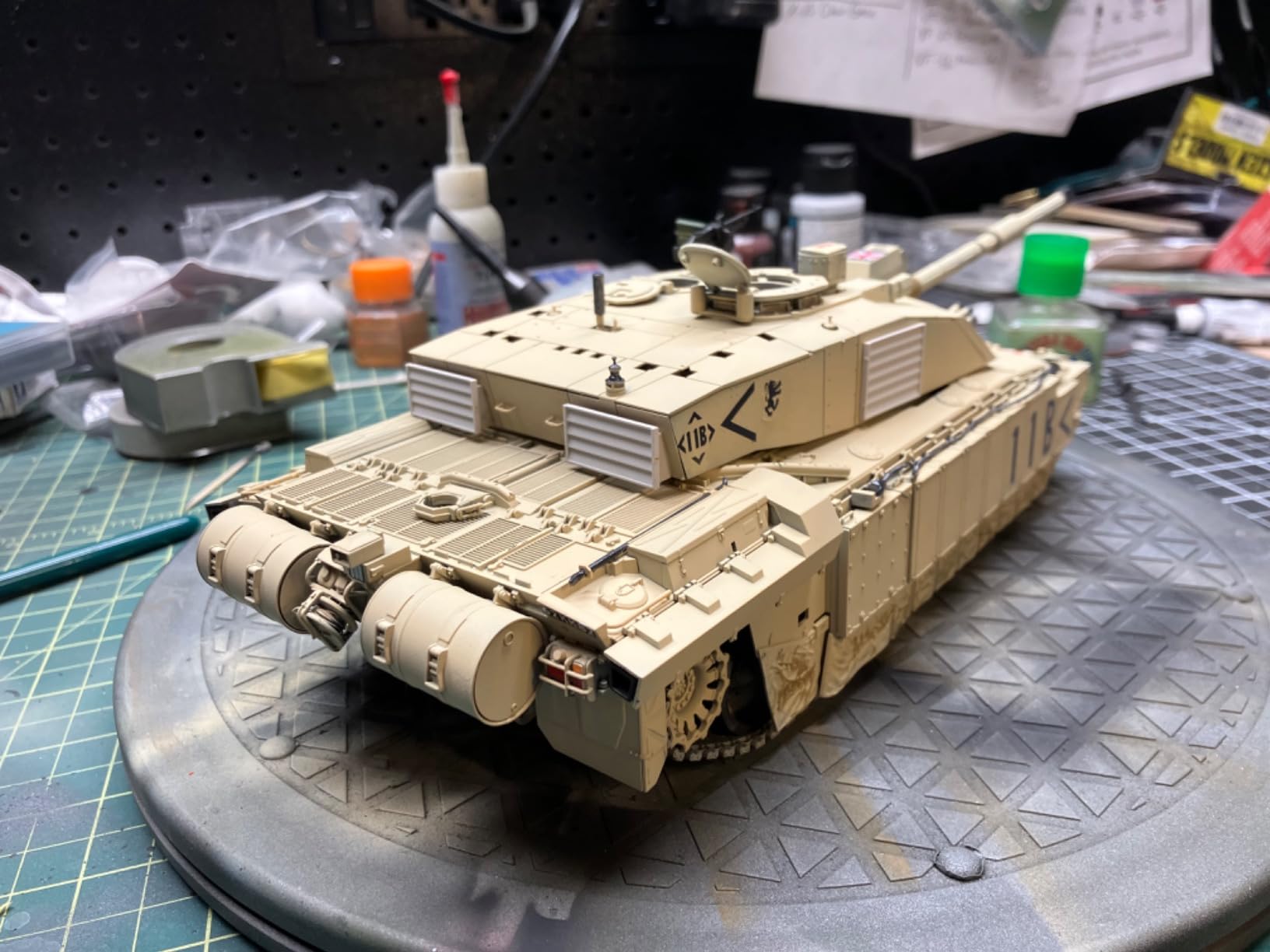 35274 1/35 Brit Challenger 2 customer photo 1