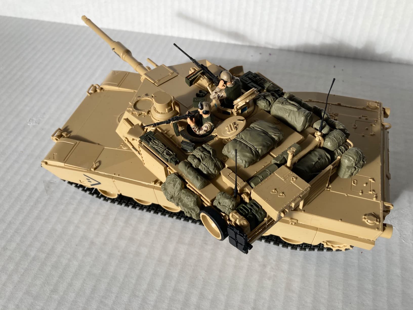 Tamiya Models M1A2 Abrams Model Kit (1/35 Scale) customer photo 1