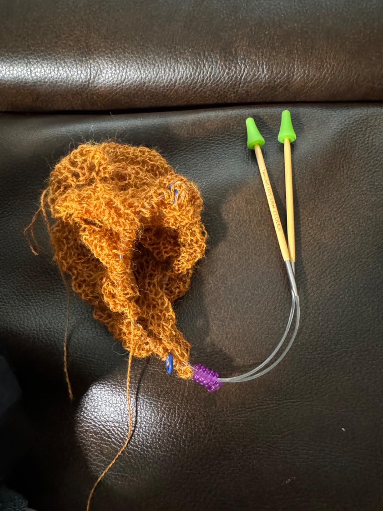 Clover Coil Knitting Needle Holder, Large customer photo 1