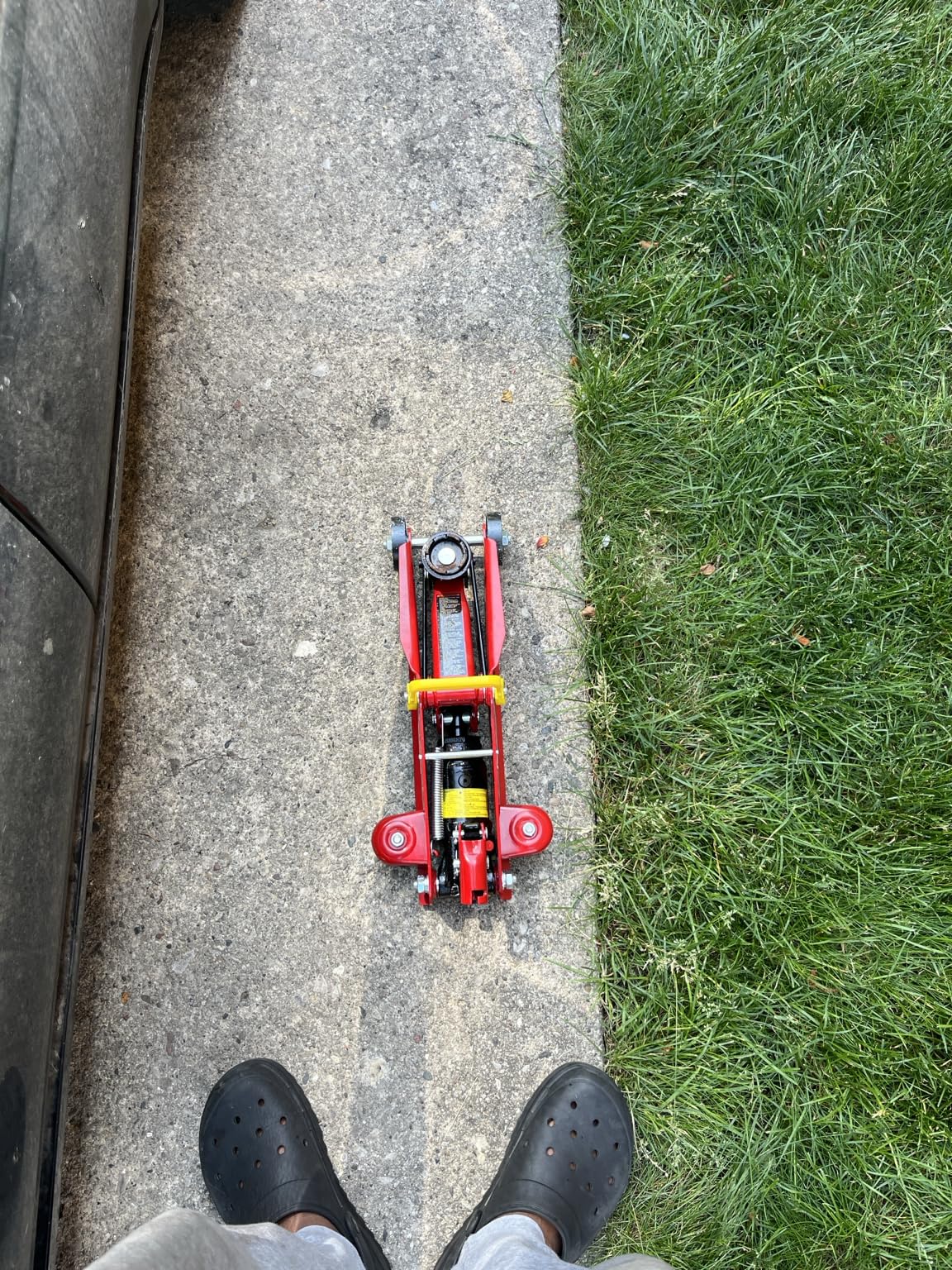 BIG RED Torin Hydraulic Trolley Floor Jack Combo with 2 Jack Stands, 2 Ton Capacity (T82001) customer photo 1