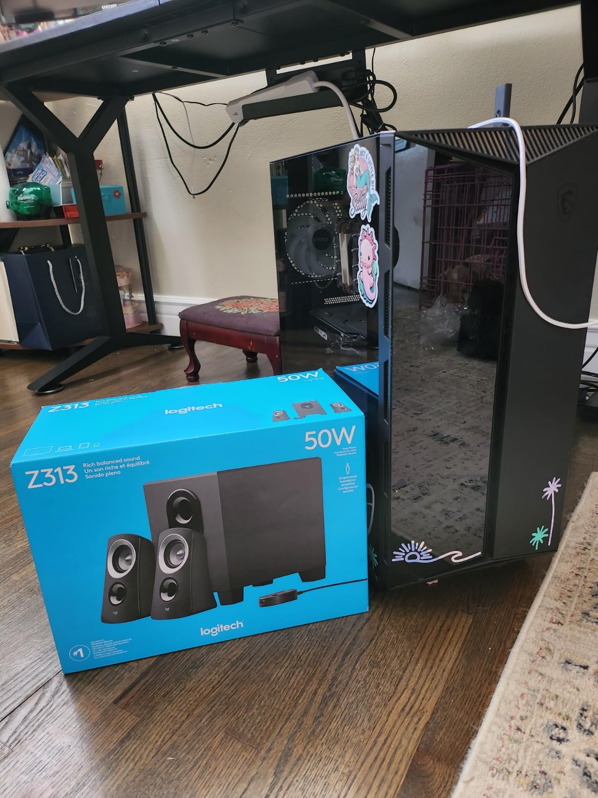 Logitech Z313 2.1 Multimedia Speaker System with Subwoofer - Black | Multimedia subwoofer, full range audio, 3.5mm inputs, compatible with PC, PS4, Xbox, TV, smartphone, tablet, music player customer photo 2