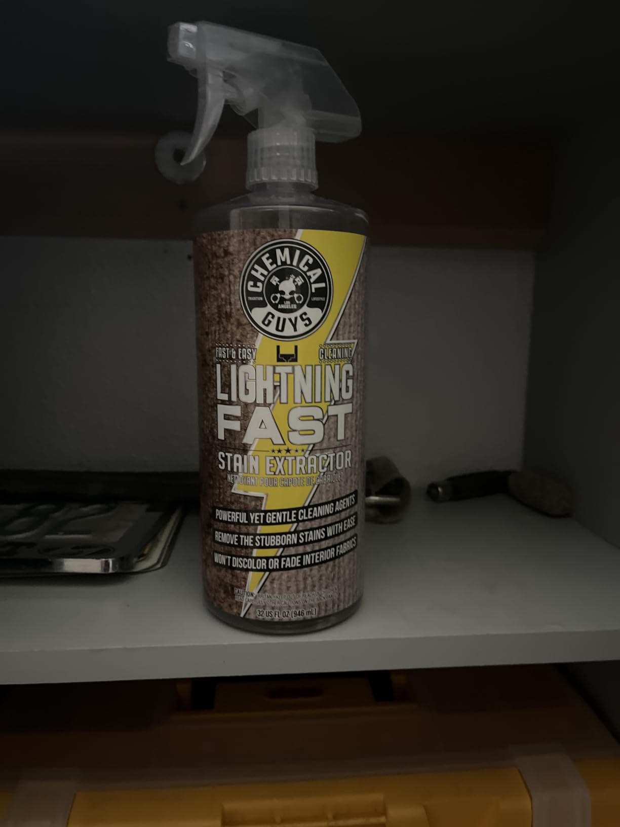 Chemical Guys, Lightning Fast Carpet & Upholstery Stain Extractor, 16 oz | Tackles coffee, soda, wine and pet messes on carpet, seats and mats, just spray, agitate and blot for a clean look customer photo 2