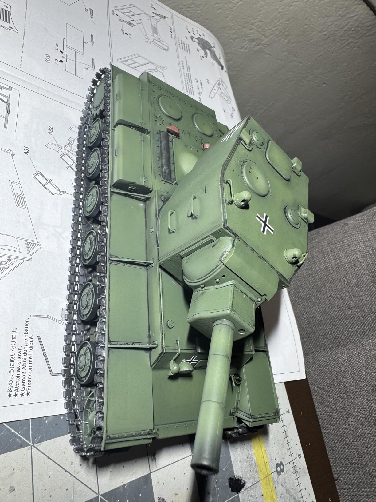 TAMIYA 1/35 Russian Heavy Tank KV-2 TAM35375 Plastic Model Kit customer photo 2