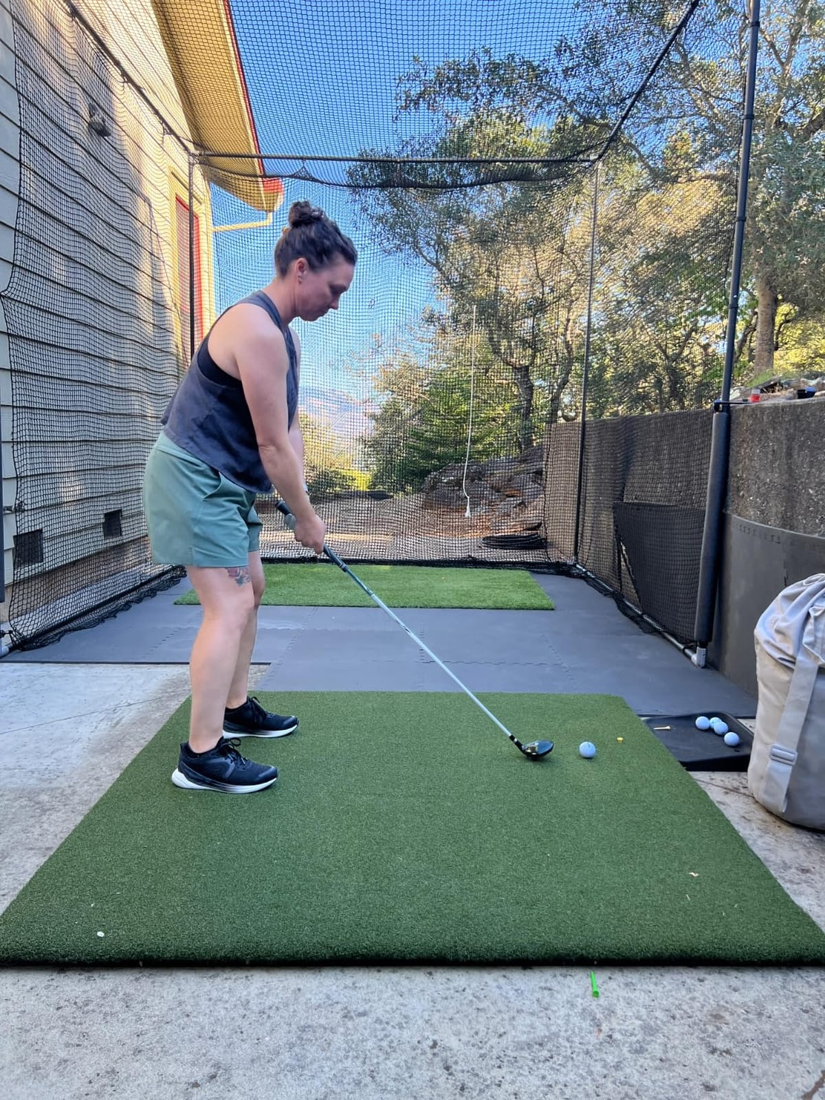 Country Club Elite 5x5-Foot Commercial Golf Practice Mat | Accepts real tees, mimics real fairway turf during downward strikes and provides honest feedback without unwanted club bounce customer photo 1