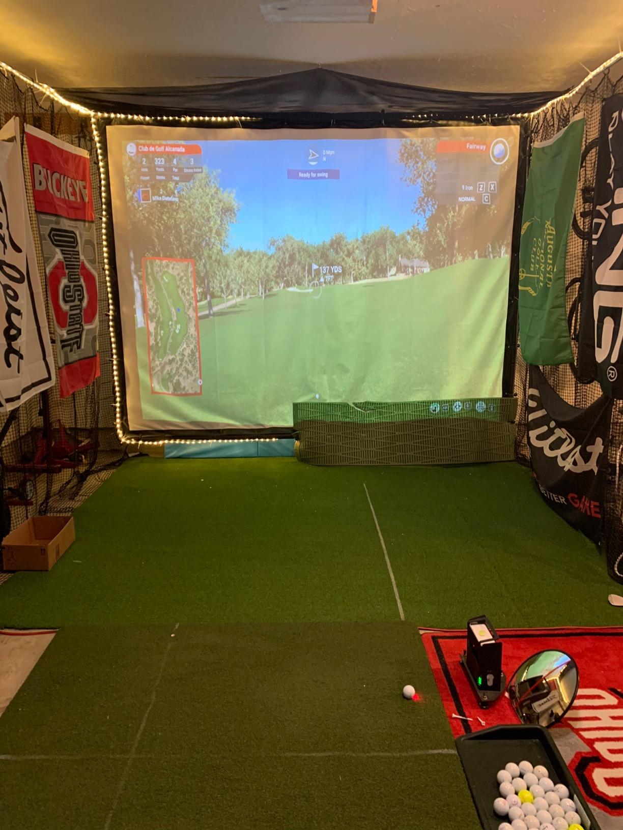 Country Club Elite 5x5-Foot Commercial Golf Practice Mat | Accepts real tees, mimics real fairway turf during downward strikes and provides honest feedback without unwanted club bounce customer photo 2