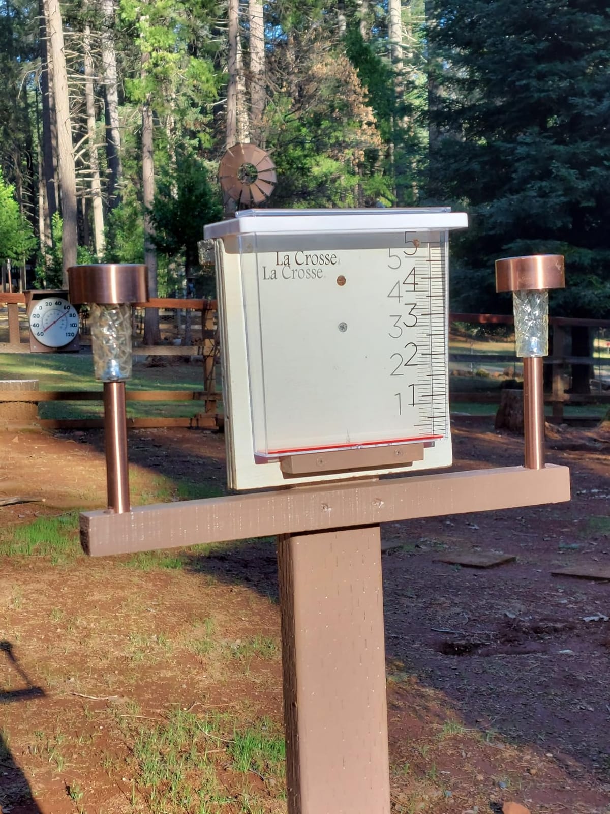 La Crosse 705-109 Waterfall Rain Gauge customer photo 2