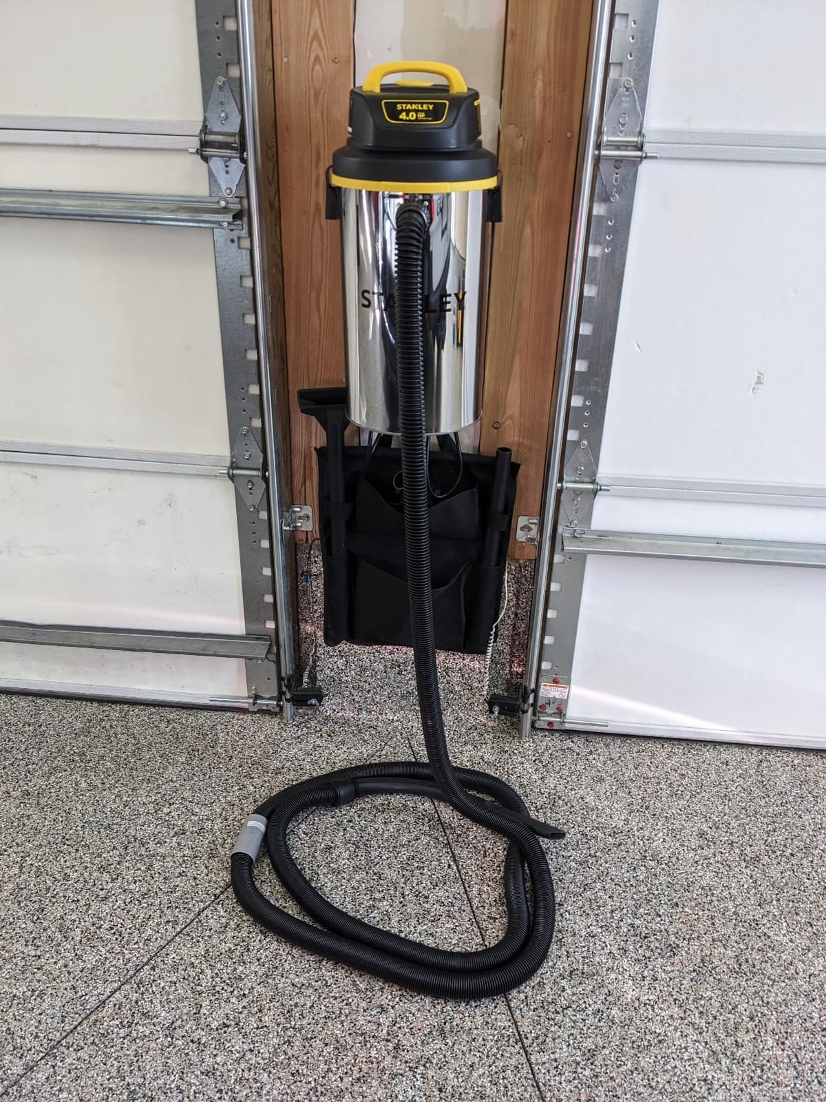 STANLEY Wet/Dry Vacuum SL18133, 4.5 Gallon 4 Horsepower Wall-Mounted Hanging Vacuum with 26 Cleaning Range Stainless Steel Tank, Home/Garage/Upholster/Laundry Rooms Vacuum customer photo 2