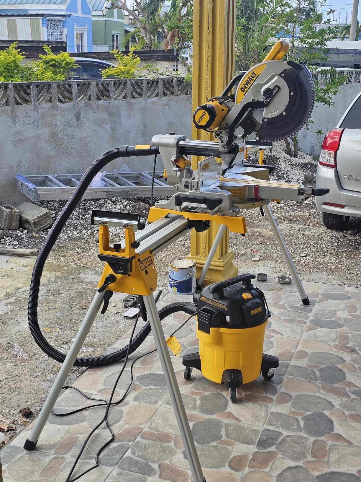 DEWALT Miter Saw Stand, Heavy Duty (DWX723) customer photo 1