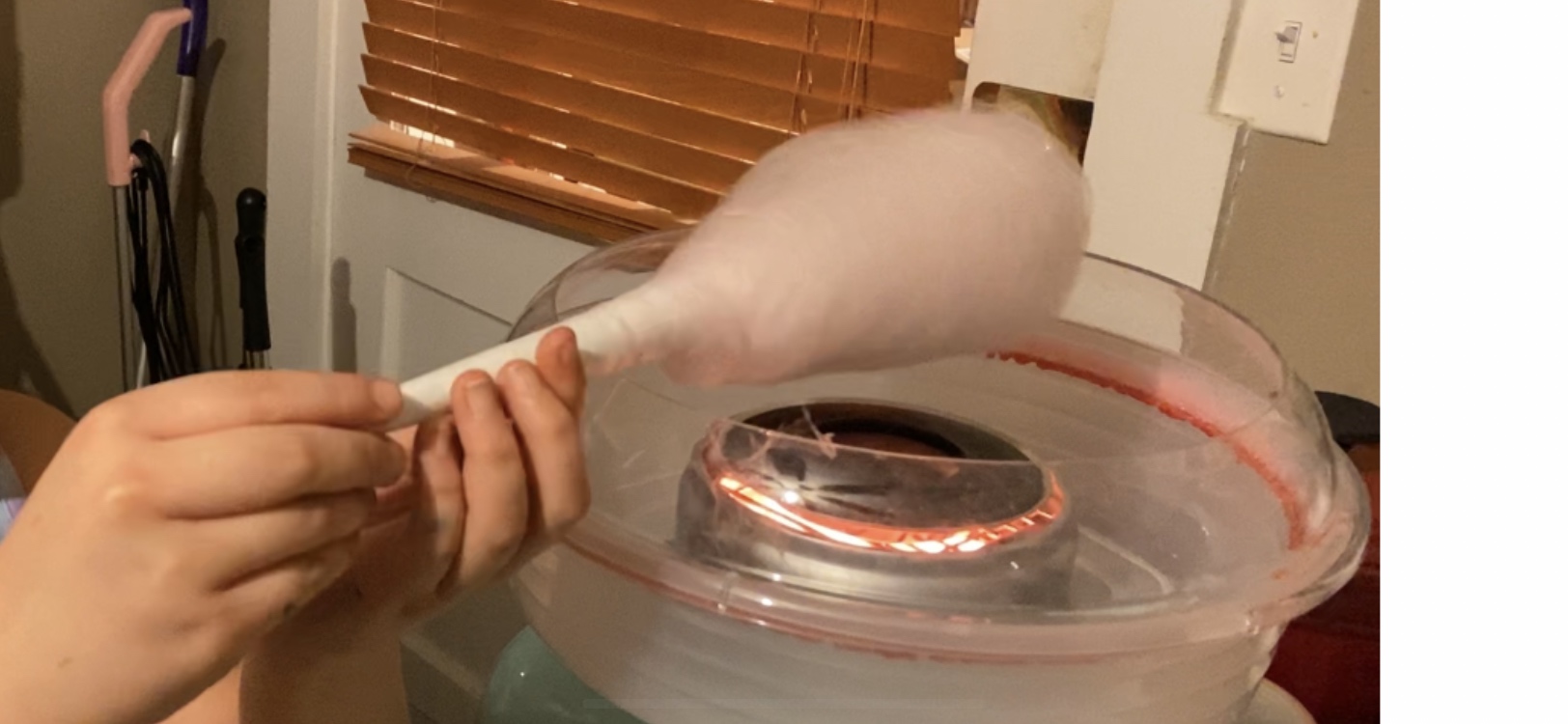 Nostalgia Cotton Candy Machine - Retro Cotton Candy Machine for Kids with 2 Reusable Cones, 1 Sugar Scoop, and 1 Extractor Head - Red customer photo 2