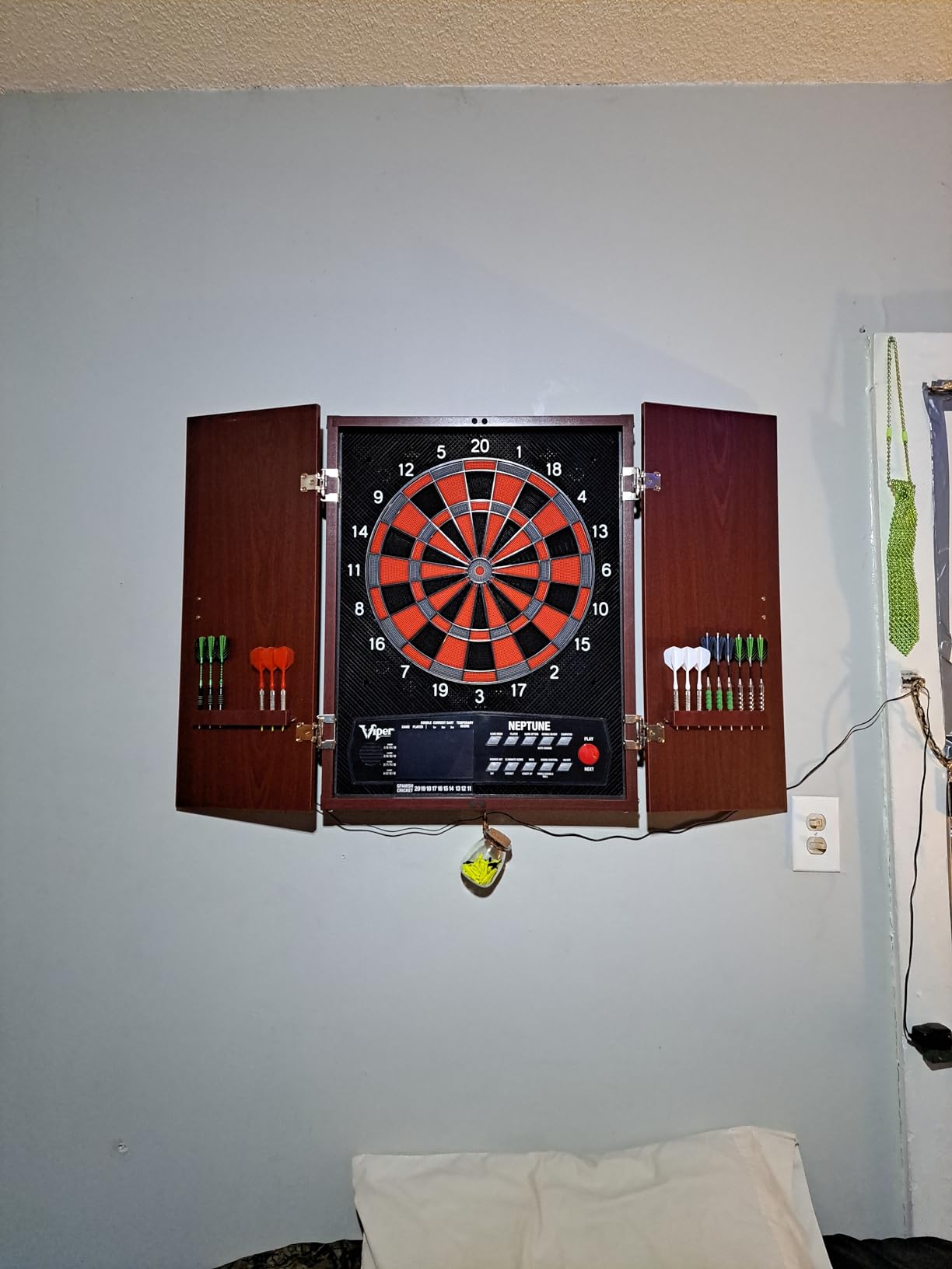 Viper Neptune Electronic Dartboard with Cabinet, 15.5 in Regulation Target, 57 Games, 16 Players, 6 Darts Included, Black customer photo 1