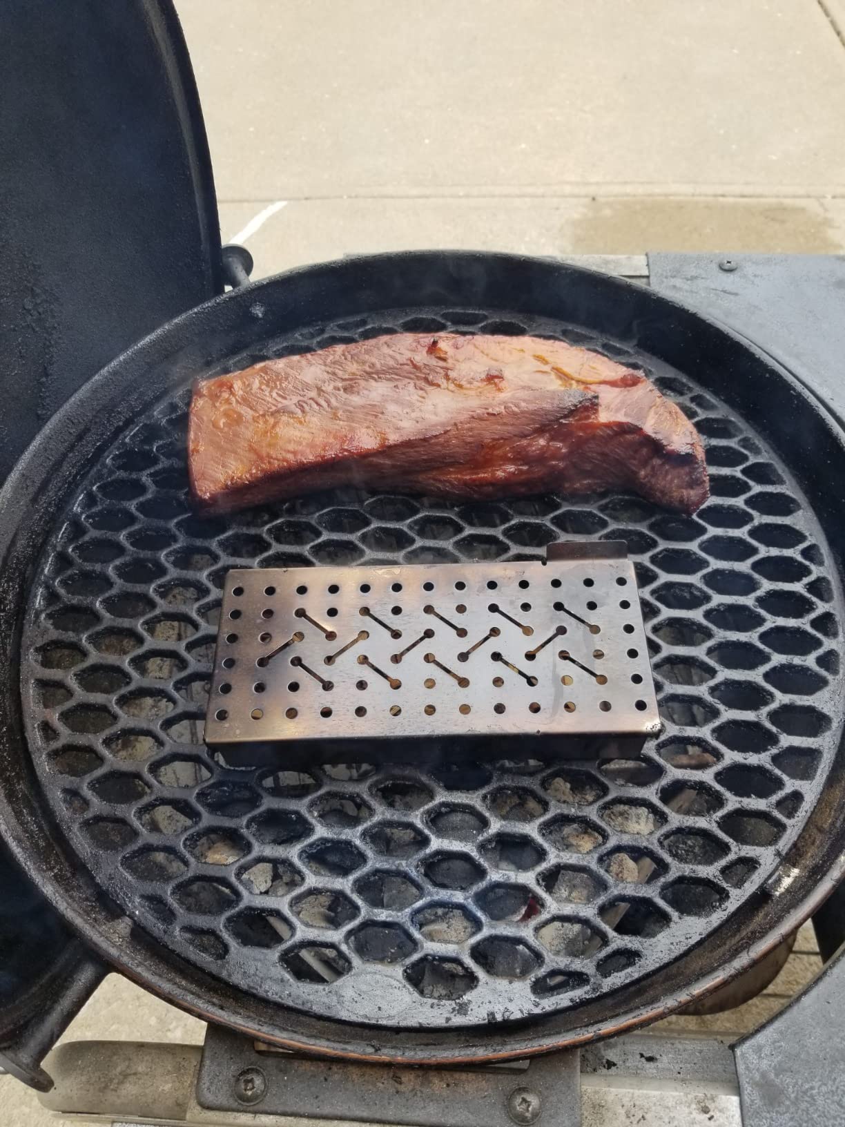 Weber Premium Universal Stainless Steel Smoker Box - Infuse Meats, Veggies & More with Smoky Flavor, Easy-Fill Design, Fits Most Grill Sizes customer photo 2