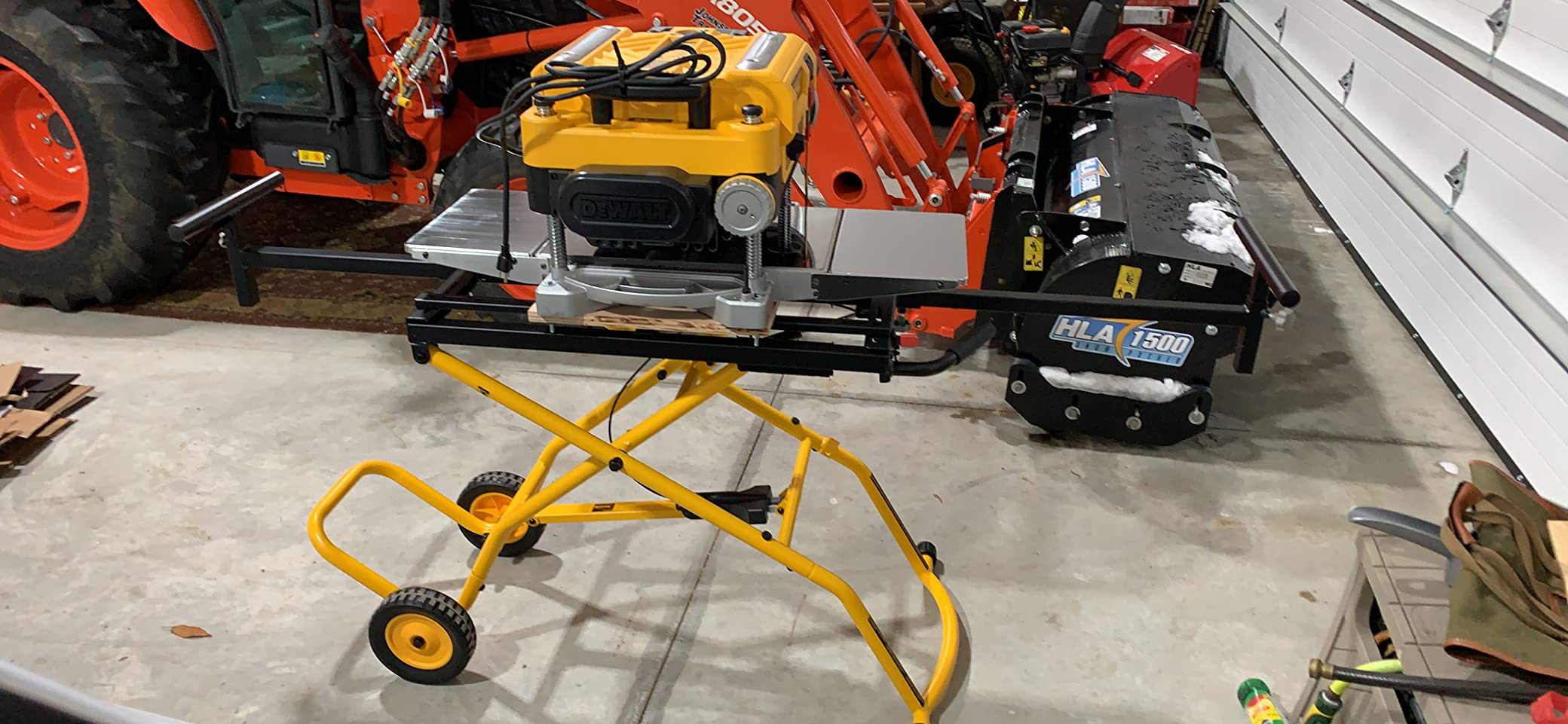 DEWALT Miter Saw Stand With Wheels, 32-1/2 in. x 60 in Foldable Rolling Stand, Adjustable Height, Durable Steel, 8 ft. Material Support, Universal Mounting Rails (DWX726) customer photo 2