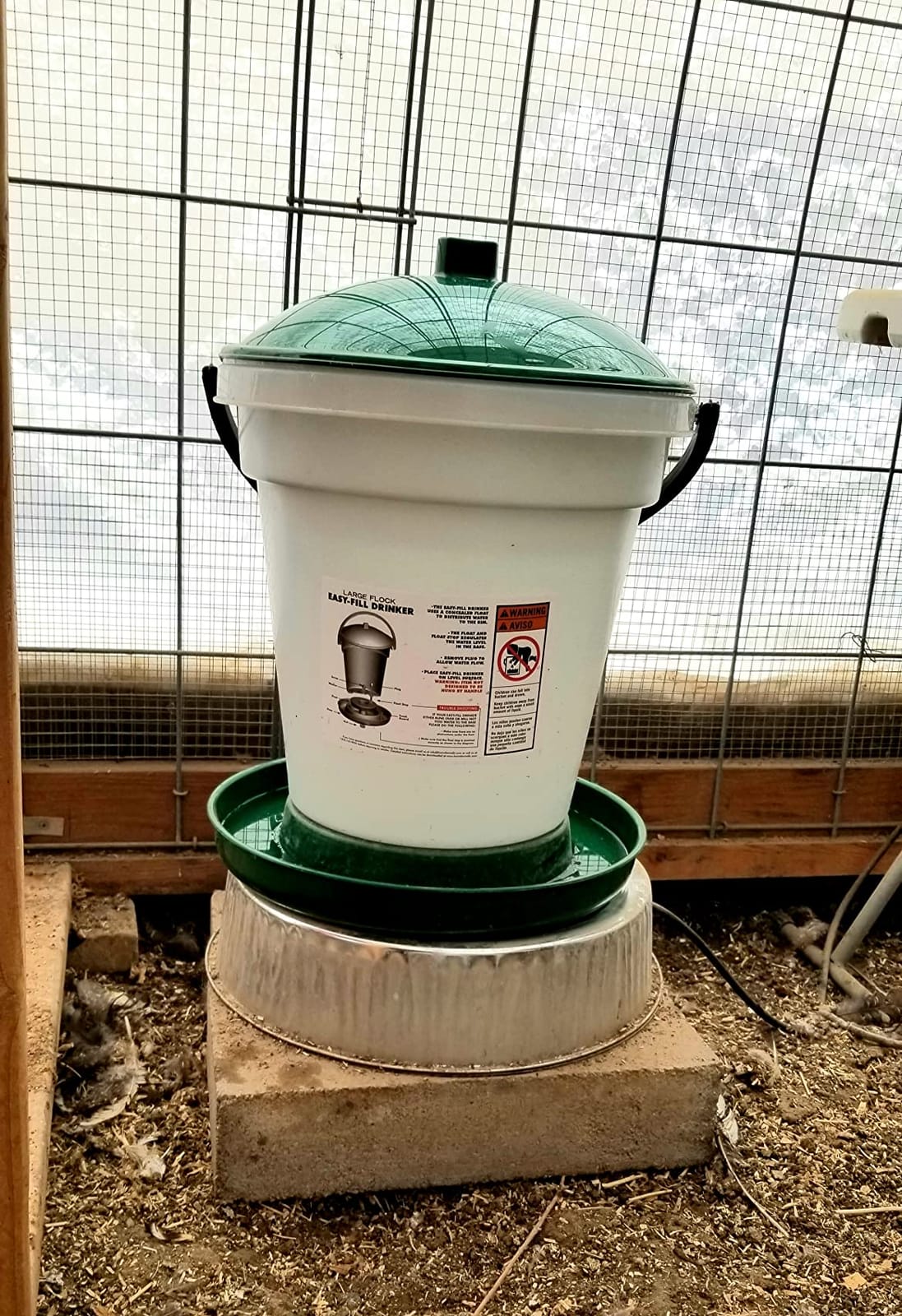Harris Farms Large Flock Easy-Fill Poultry Drinker, Made with BPA-Free Plastic, Top Fill Design, 6.25 Gallon customer photo 1