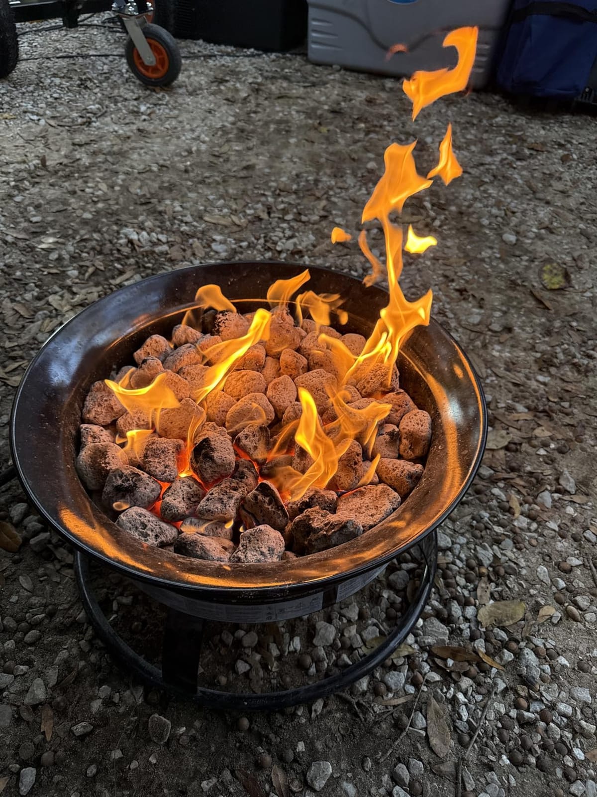 Outland Living Portable Propane Fire Pit, 19-inch, 58,000 BTU Smokeless Gas Firebowl | Perfect for Camping, Patio, Backyard, Tailgating, Deck, RV| Black 823 Standard customer photo 2