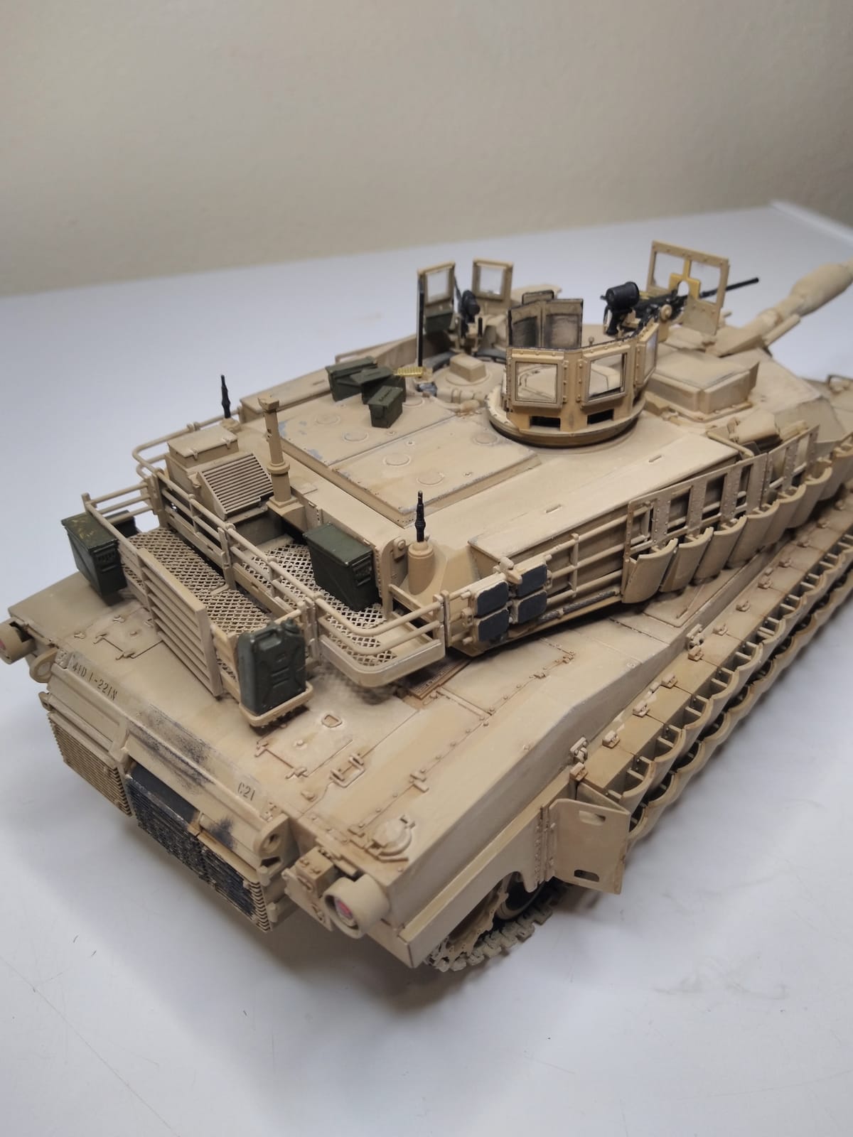 Tamiya Models M1A2 SEP Abrams Tusk II Model Kit (1/35 Scale) customer photo 2
