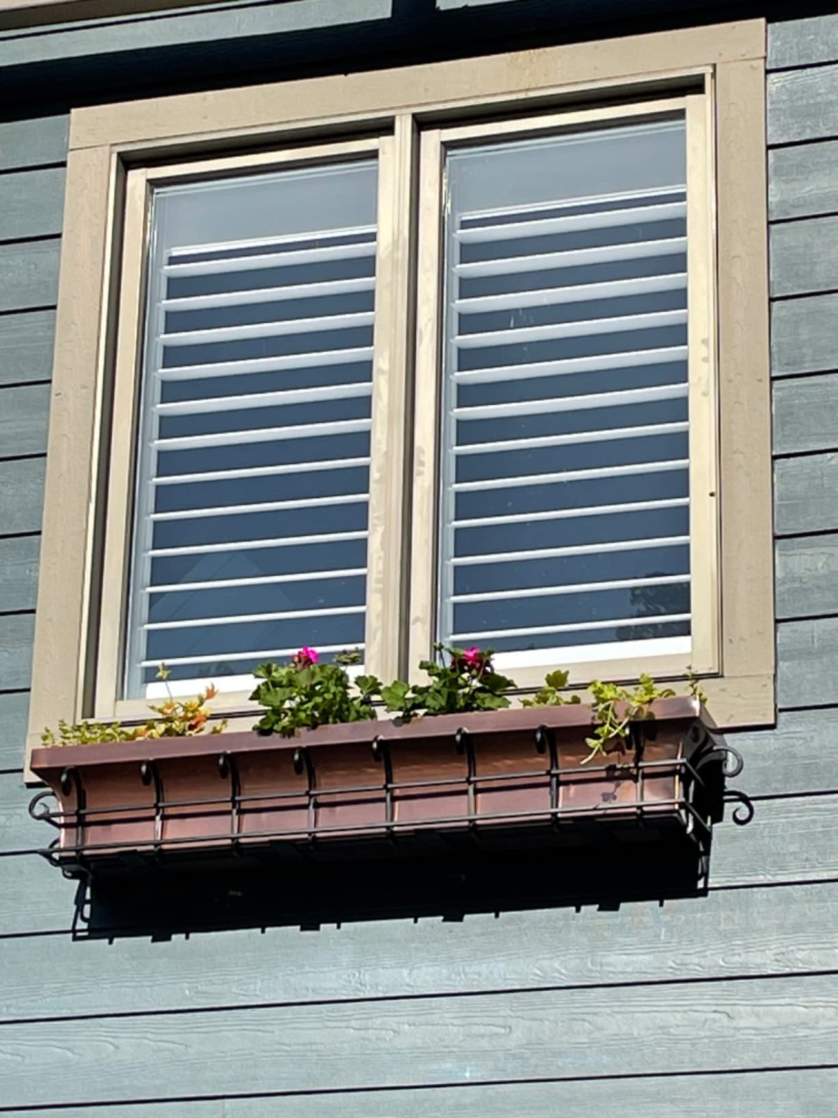 H Potter Window Box Planter 30