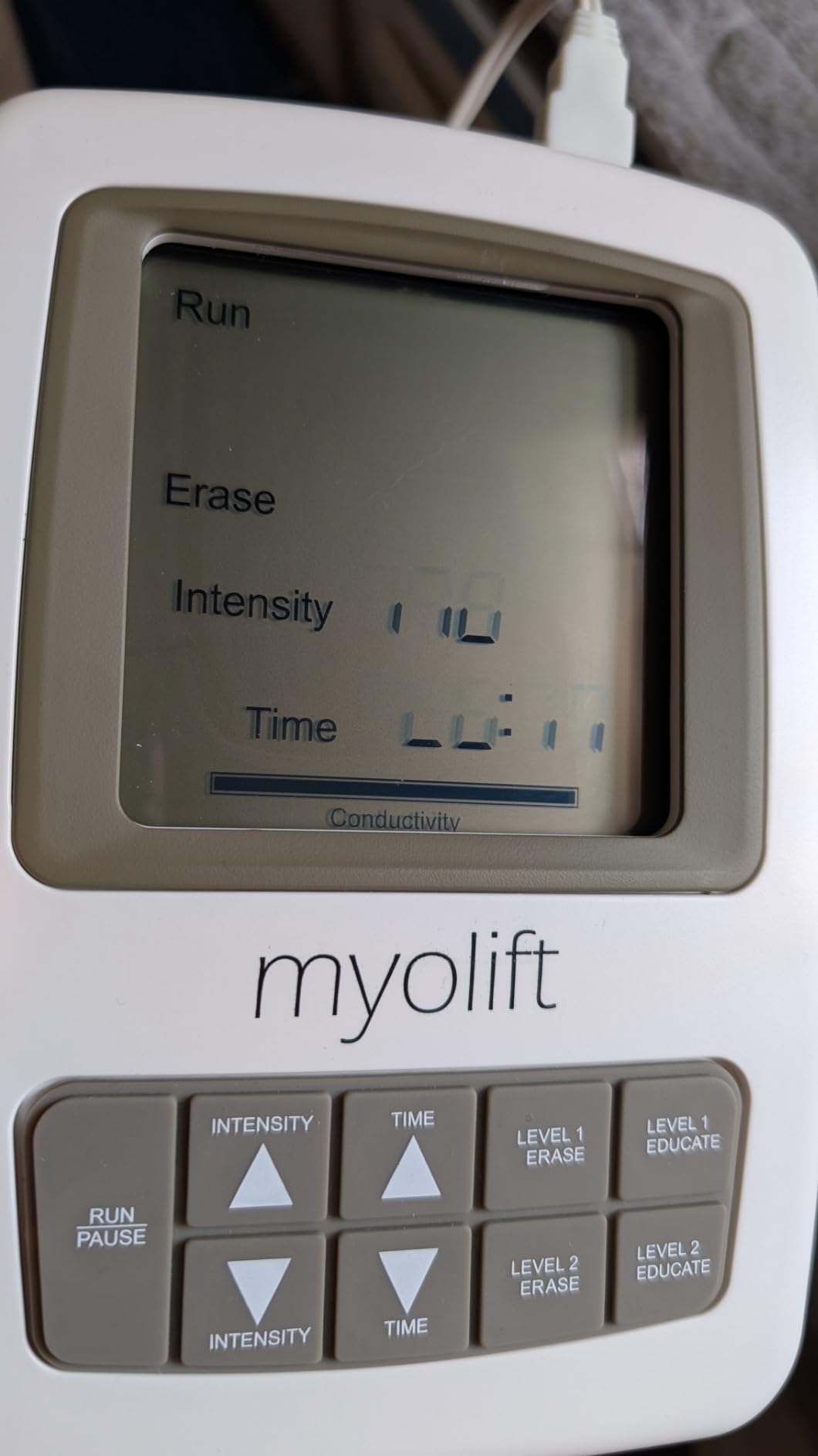 7E Wellness MyoLift Mini Microcurrent Facial Device with Dual Probes customer photo 1