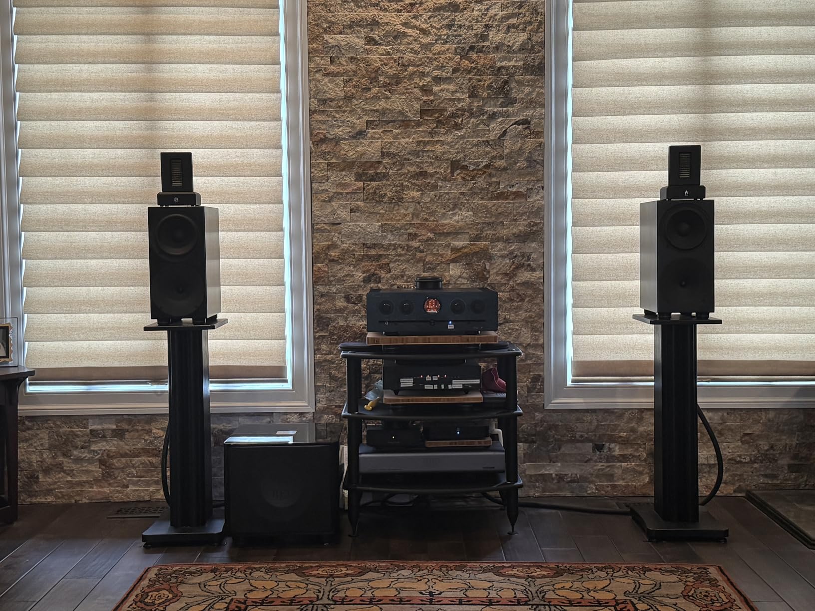 SVS SoundPath Subwoofer Isolation System, 4-Pack customer photo 1