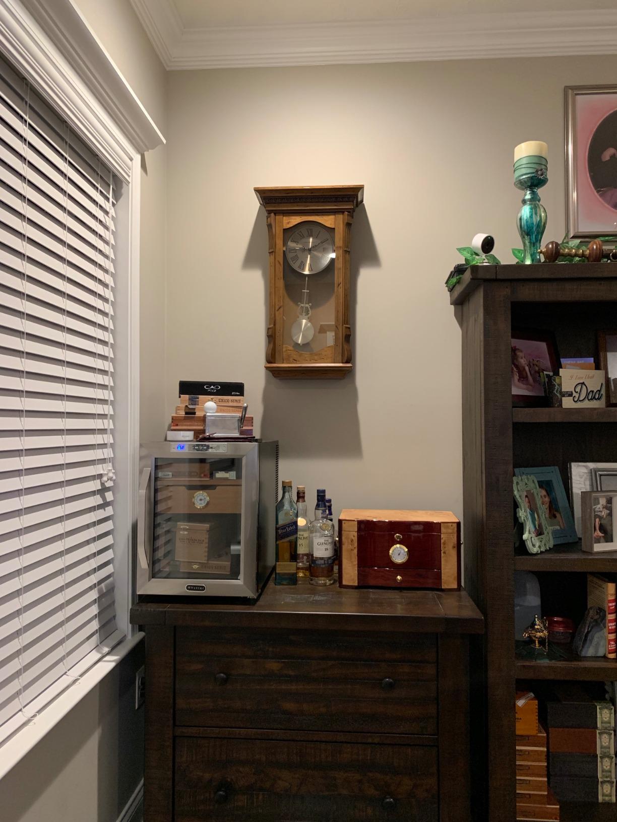 Howard Miller Agatha Wall Clock - Wooden Pendulum Clock with Triple-Chime Quartz Movement, Battery Operated, Acanthus Molding Detail customer photo 1