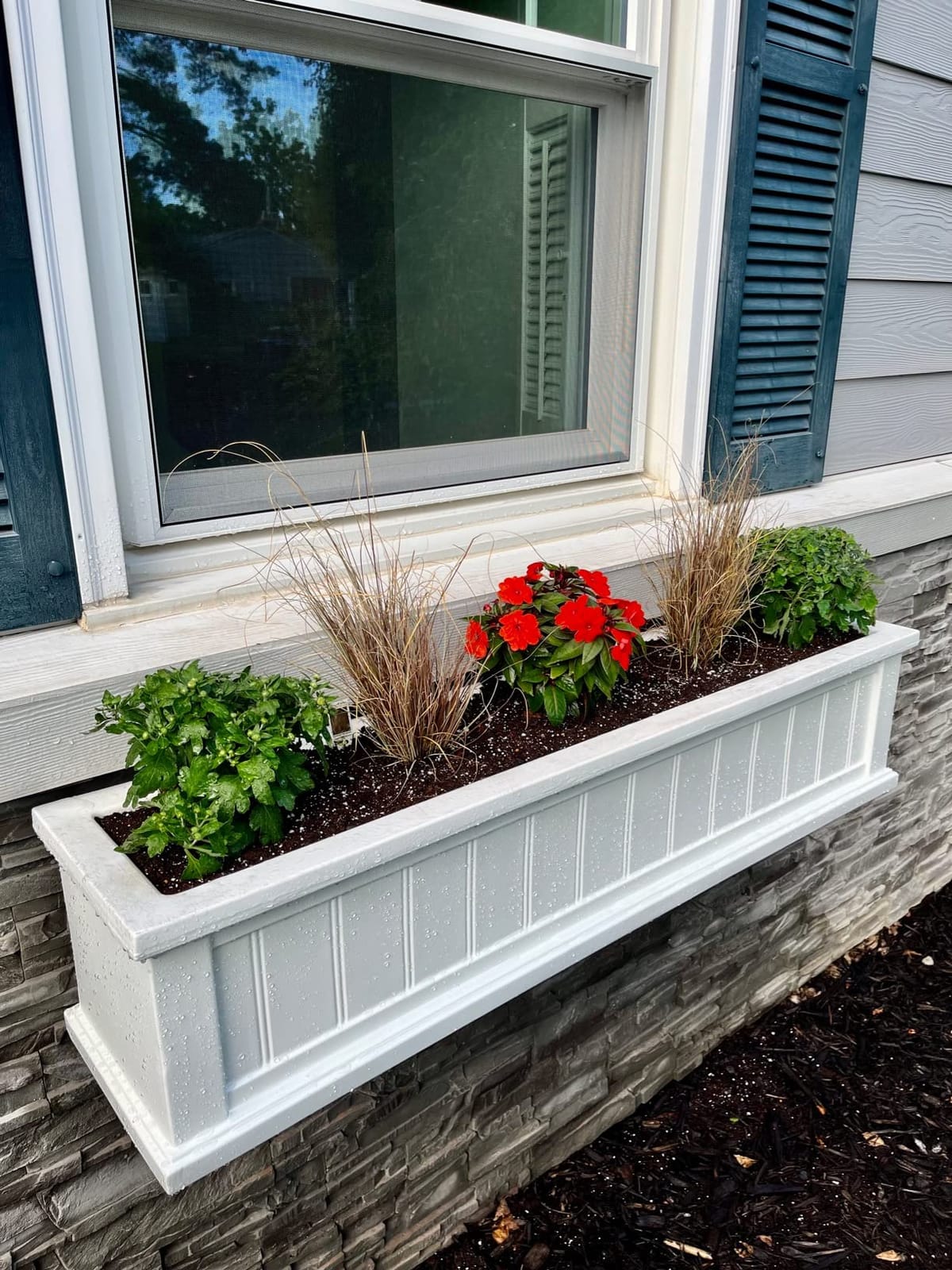 Mayne Cape Cod 4ft Window Box - Black - 48in L x 11in W x 10.8in H - Polyethylene - Built-in Water Reservoir (4841-B) customer photo 1