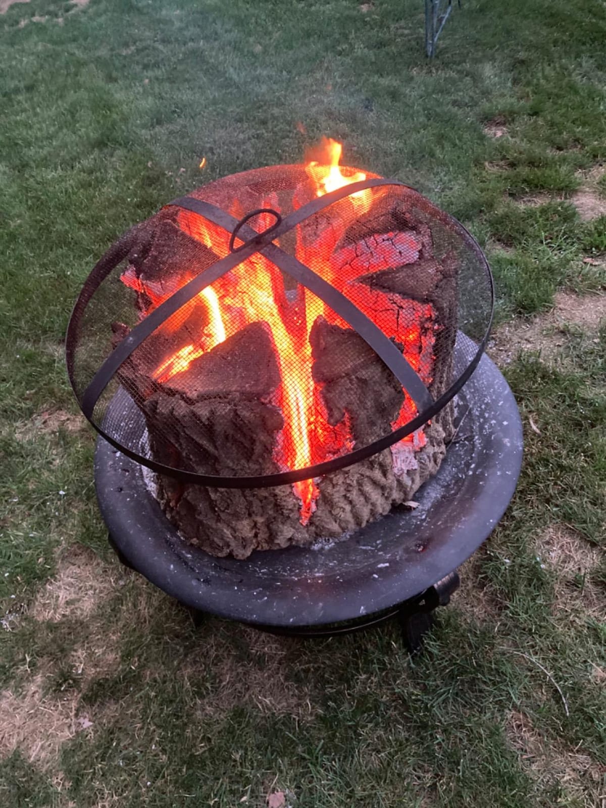 Fatwood StarterStikk, Natural Firestarting Sticks for Campfire, Fireplace, Wood Stove, Fire Pit, Indoor & Outdoor Use, 10 Pound customer photo 1