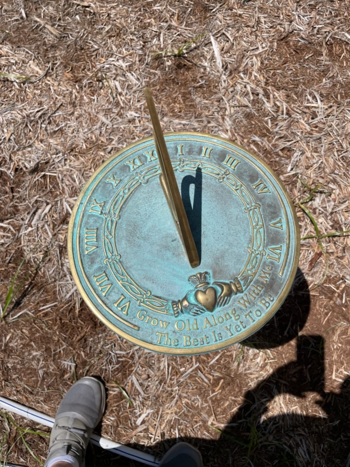 BestNest Rome Grow Old with Me Sundial and Baluster Pedestal customer photo 2