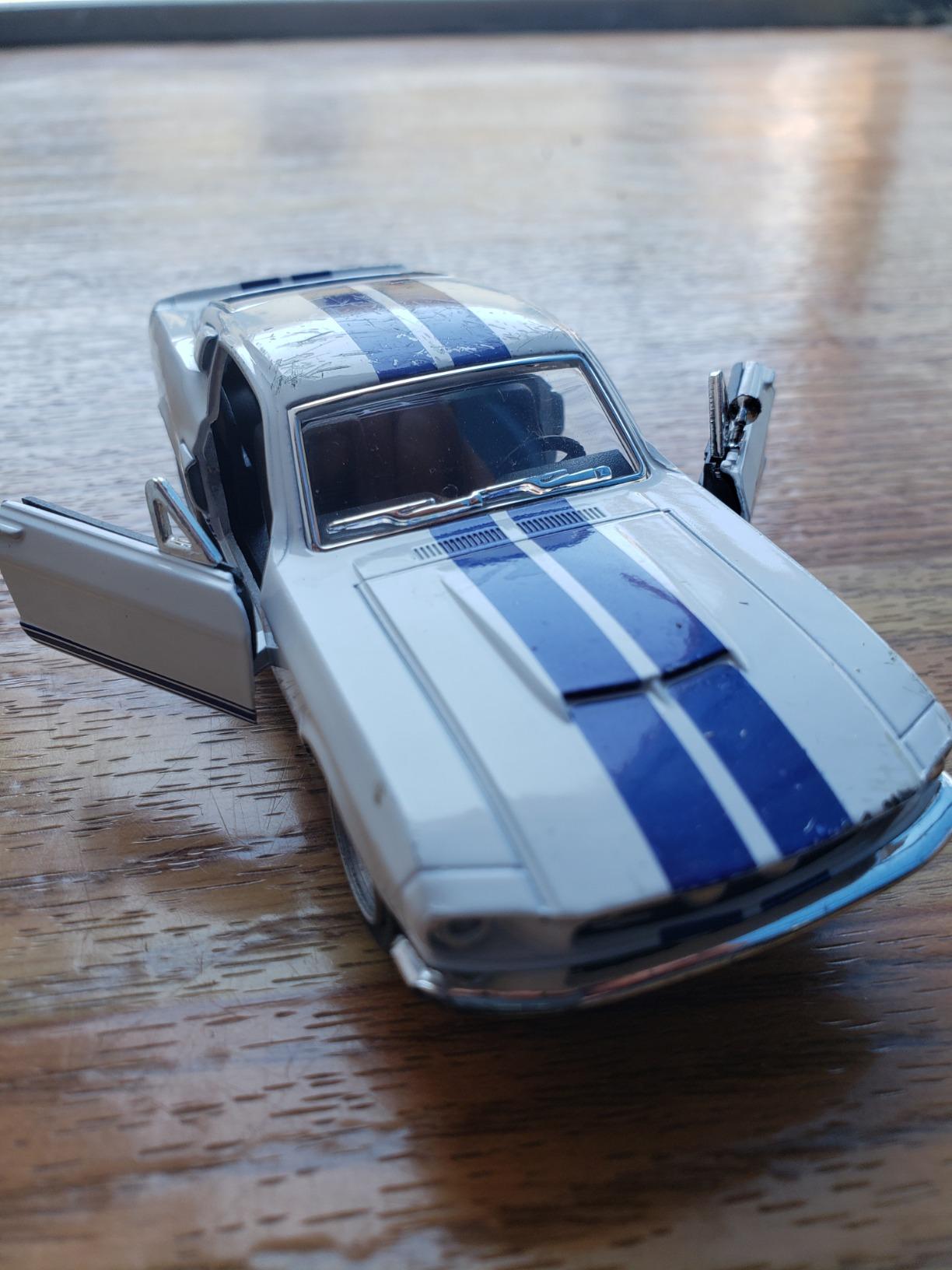 KiNSMART - 1967 Ford Shelby Mustang GT500 1:38 Scale 5