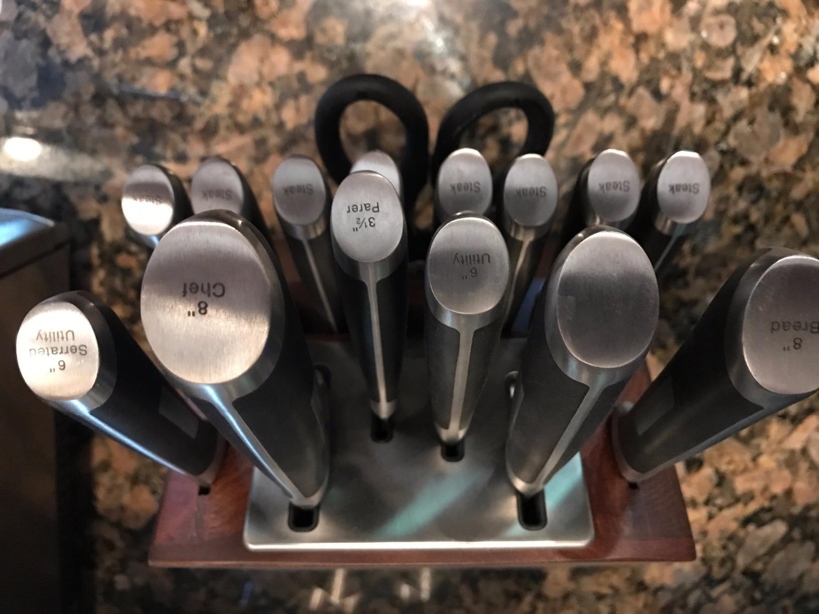Calphalon Kitchen Knife Set with Self-Sharpening Block, 15-Piece Classic High Carbon Knives customer photo 2