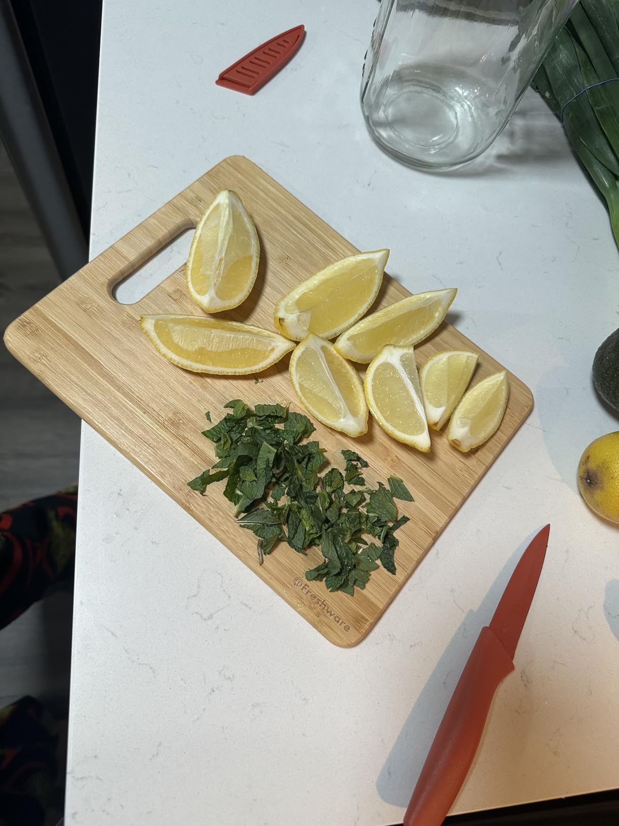 Freshware Bamboo Cutting Board Set of 3, Wooden Cutting Boards for Kitchen, Knife Friendly Food Grade Chopping Board, Lightweight with Hanging Hole for Easy Storage customer photo 2