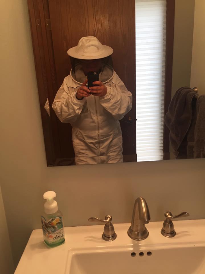 Humble Bee 430 Ventilated Beekeeping Suit with Round Veil customer photo 1