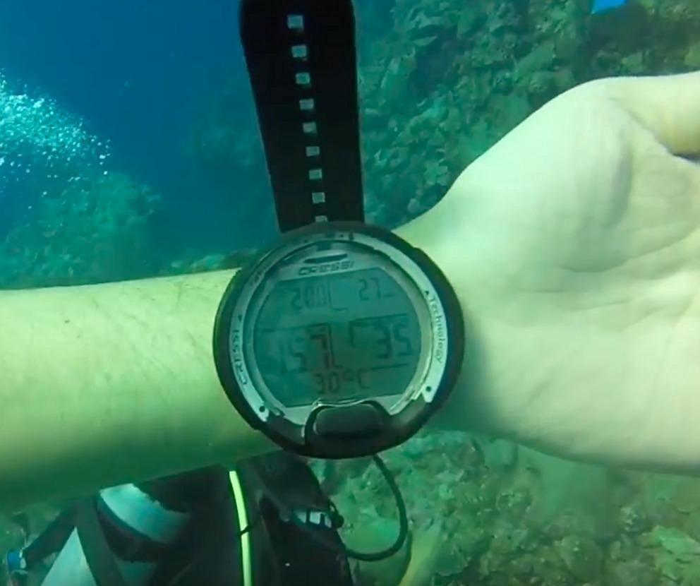 CRESSI Leonardo 2.0 Scuba Dive Watch, Air Nitrox Gauge, Black/Black | Dive Computer, Air Nitrox Gauge Modes, Single-Button Control, Visual & Audible Alarm, USB & Infrared Transfer, Diving Watch customer photo 1