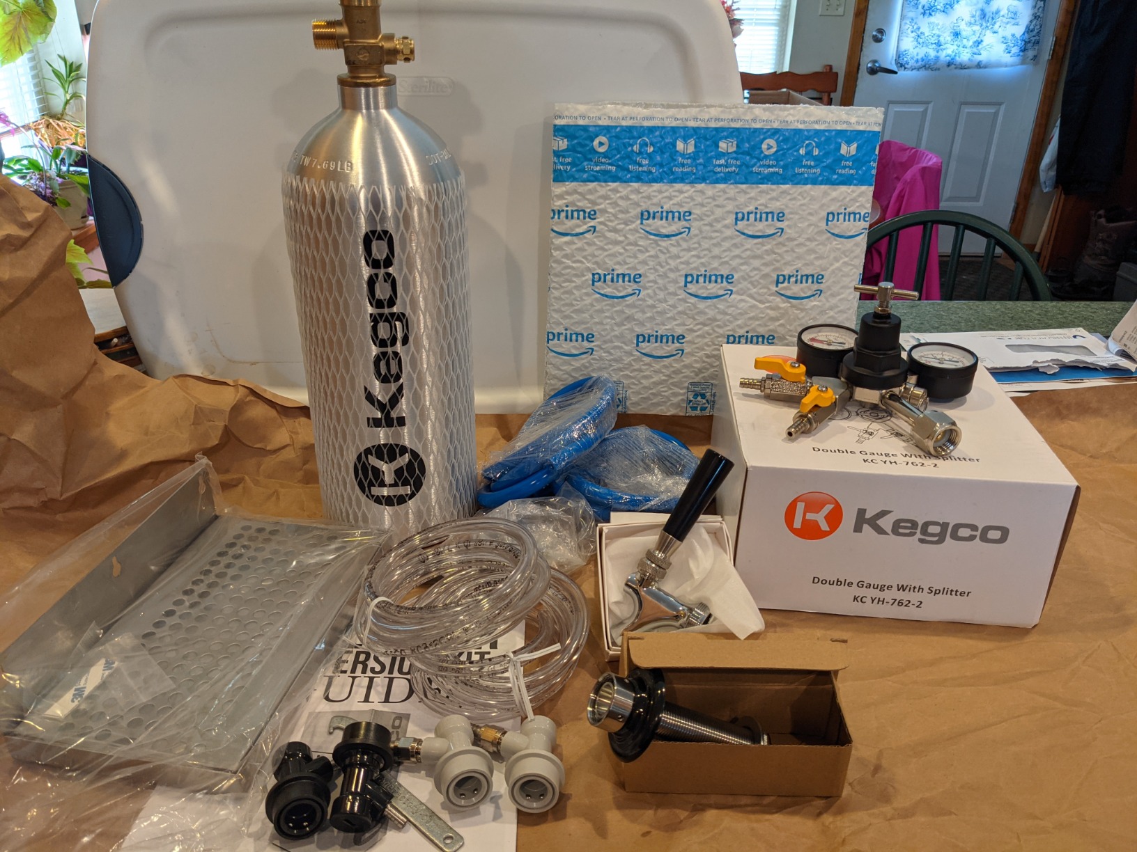 Kegco EBDHCK2-5T Deluxe Homebrew Two Tap Door Mount Kegerator Conversion Kit with 5 lb. Aluminum CO2 Tank customer photo 2
