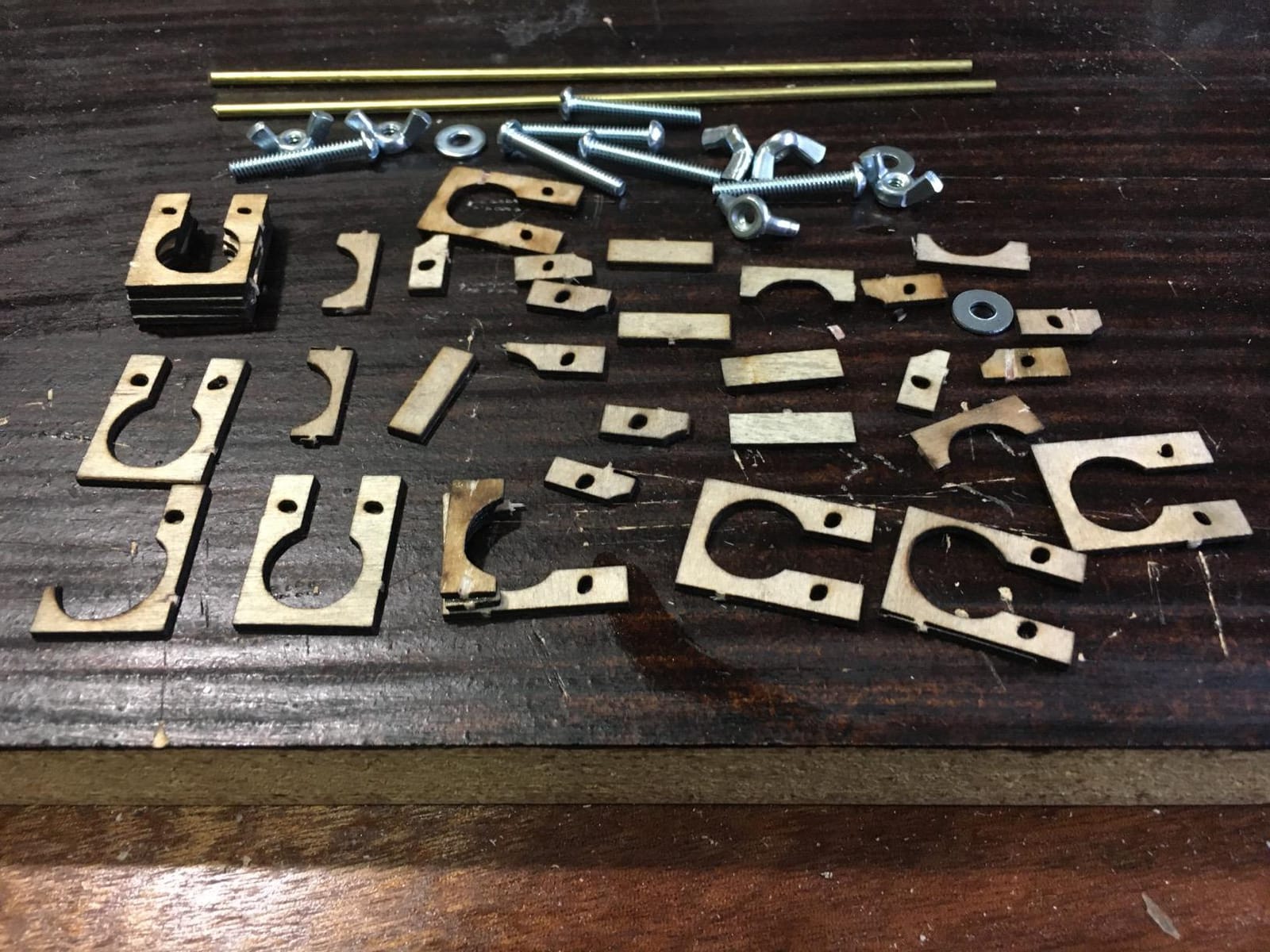 Model Shipways Set of 6 Hull Clamps for Bulkheads 3/16