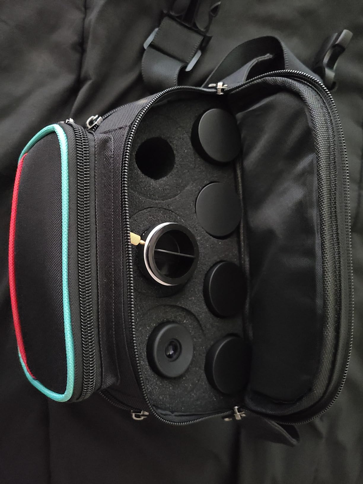 Astromania Telescope Bag Deluxe Telescope Carrying Case Shock-Absorbent Big | Telescope Accessory Storage Carrying Case, Adjustable Shoulder Strap&Multi-Pocket, For Telescope Eyepiece Barlow Lens Filter customer photo 2
