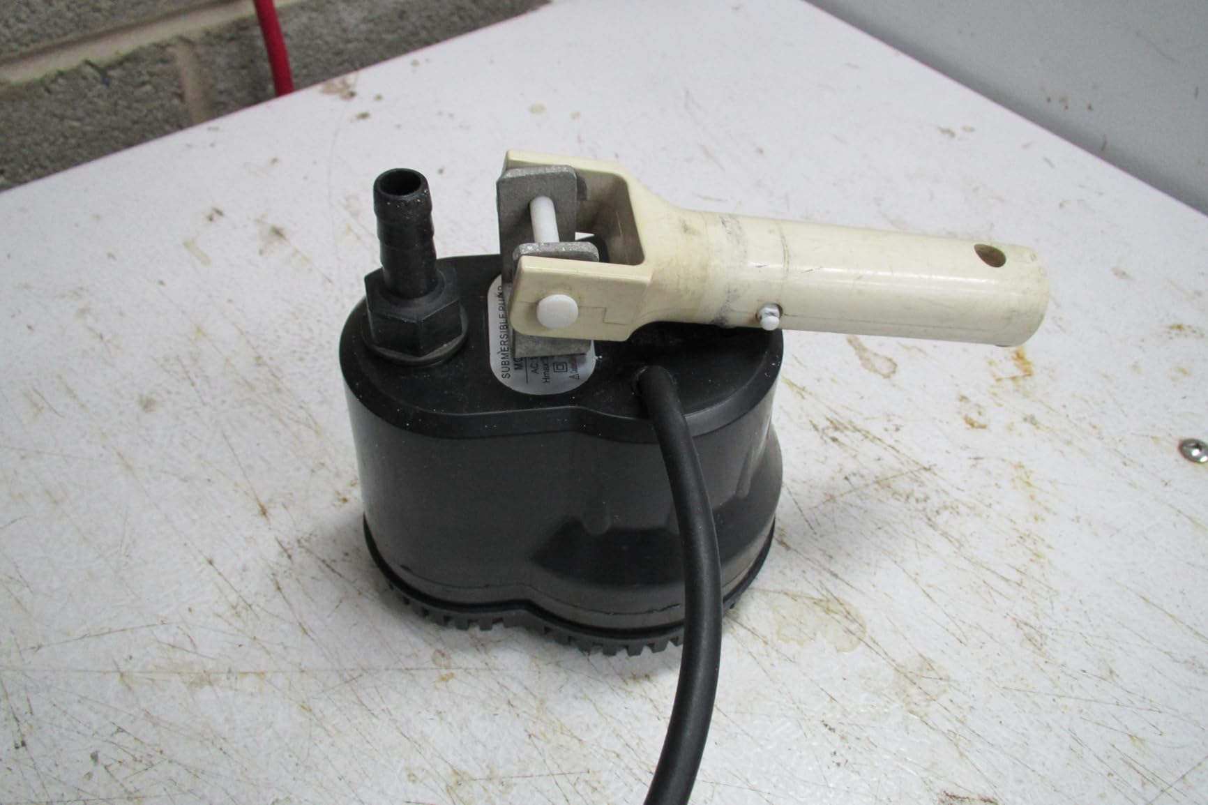 FibroPool Pool Cover Pump - 75W 10 GPM 120V - 16 ft Hose - ABS Plastic customer photo 2