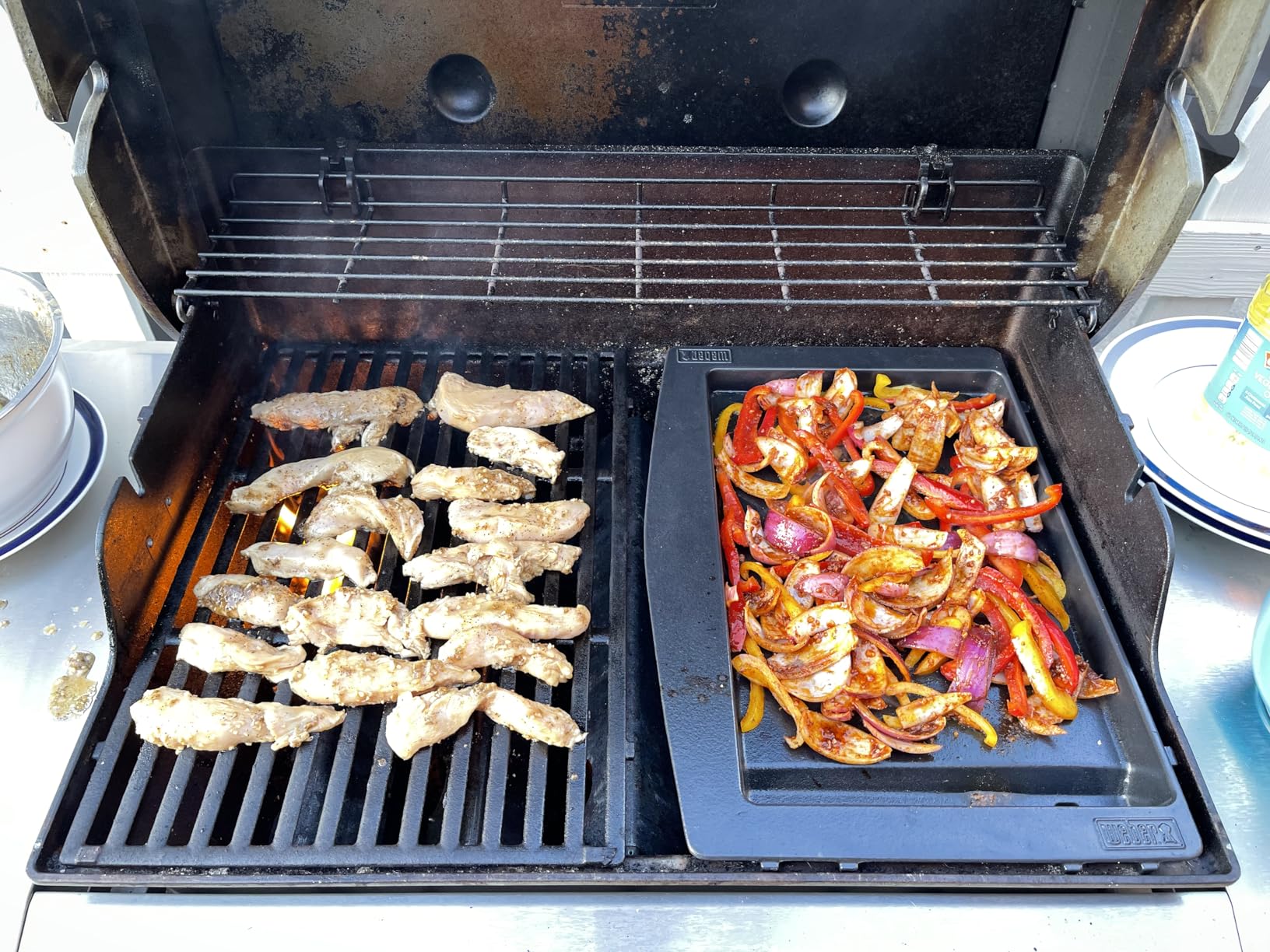 Weber Genesis II Griddle Insert, Porcelain-Enameled Cast Iron | Non-Stick, Superior Heat Retention, Fits Genesis II & II LX 3-6 Burner Grills customer photo 2