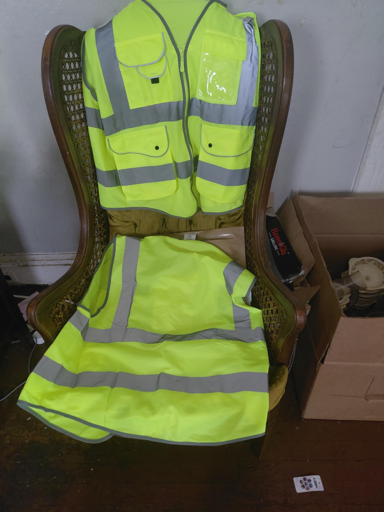 JKSafety 9 Pockets Class 2 High Visibility Zipper Front Safety Vest With Reflective Strips,Meets ANSI/ISEA Standard (Large, 150-Yellow) customer photo 1