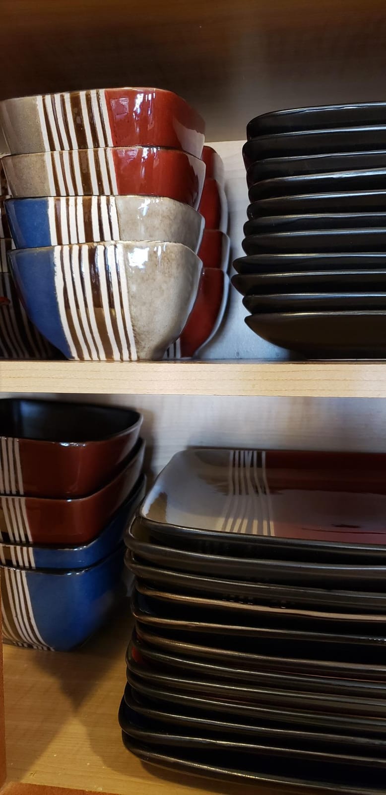 Elama Downtown Loft 16 Piece Double Bowl Stoneware Dinnerware Set with Service for 4 customer photo 2