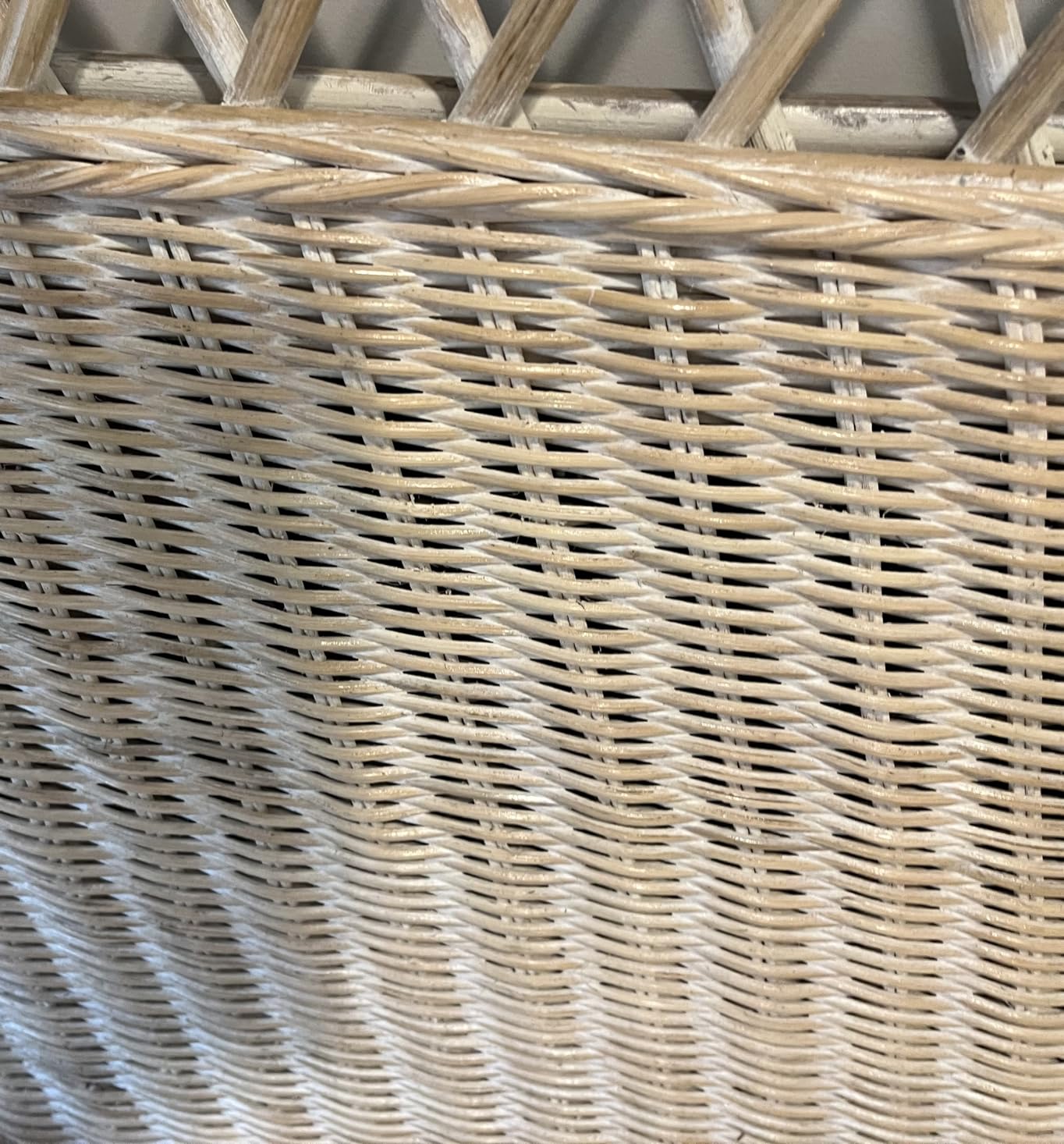 SAFAVIEH Furniture - Sephina Rattan Full Headboard - White-Washed - Rattan - Coastal Woven Design - Ideal for Bedroom (SEA8033A-F) customer photo 1