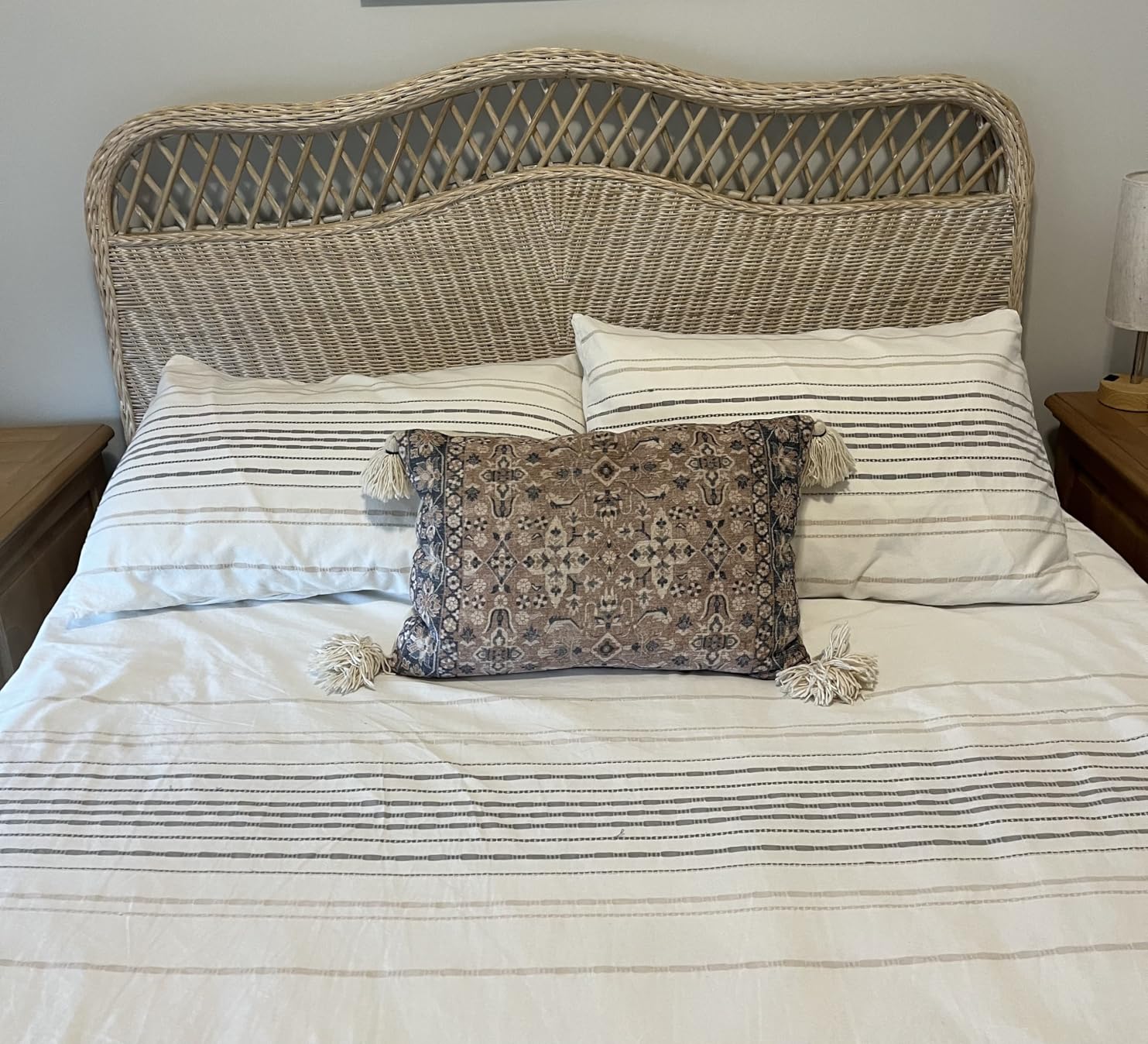 SAFAVIEH Furniture - Sephina Rattan Full Headboard - White-Washed - Rattan - Coastal Woven Design - Ideal for Bedroom (SEA8033A-F) customer photo 2