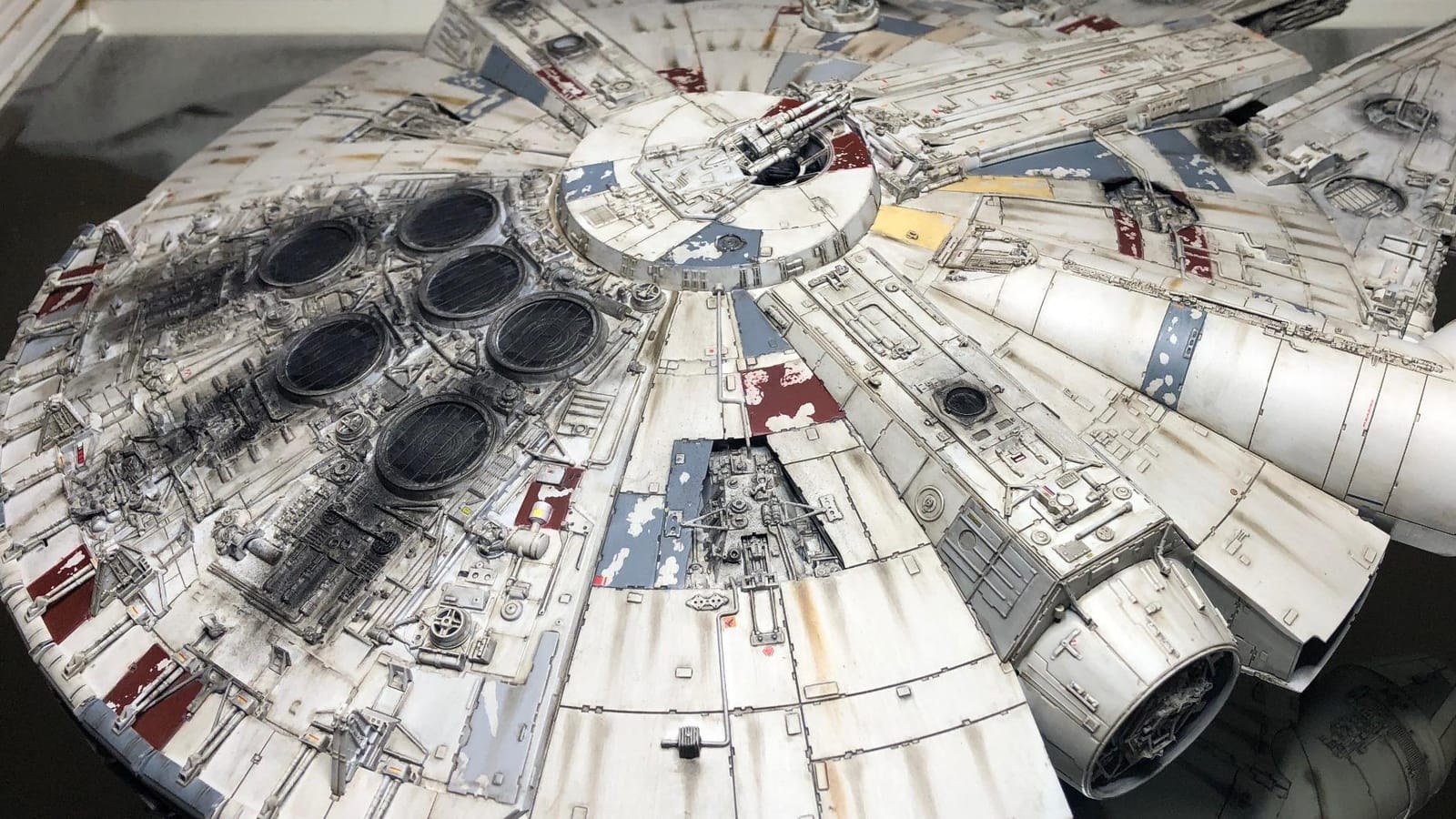 BANDAI Hobby - Star Wars: A New Hope - Millennium Falcon, Perfect Grade (PG) 1/72 Model Kit customer photo 2