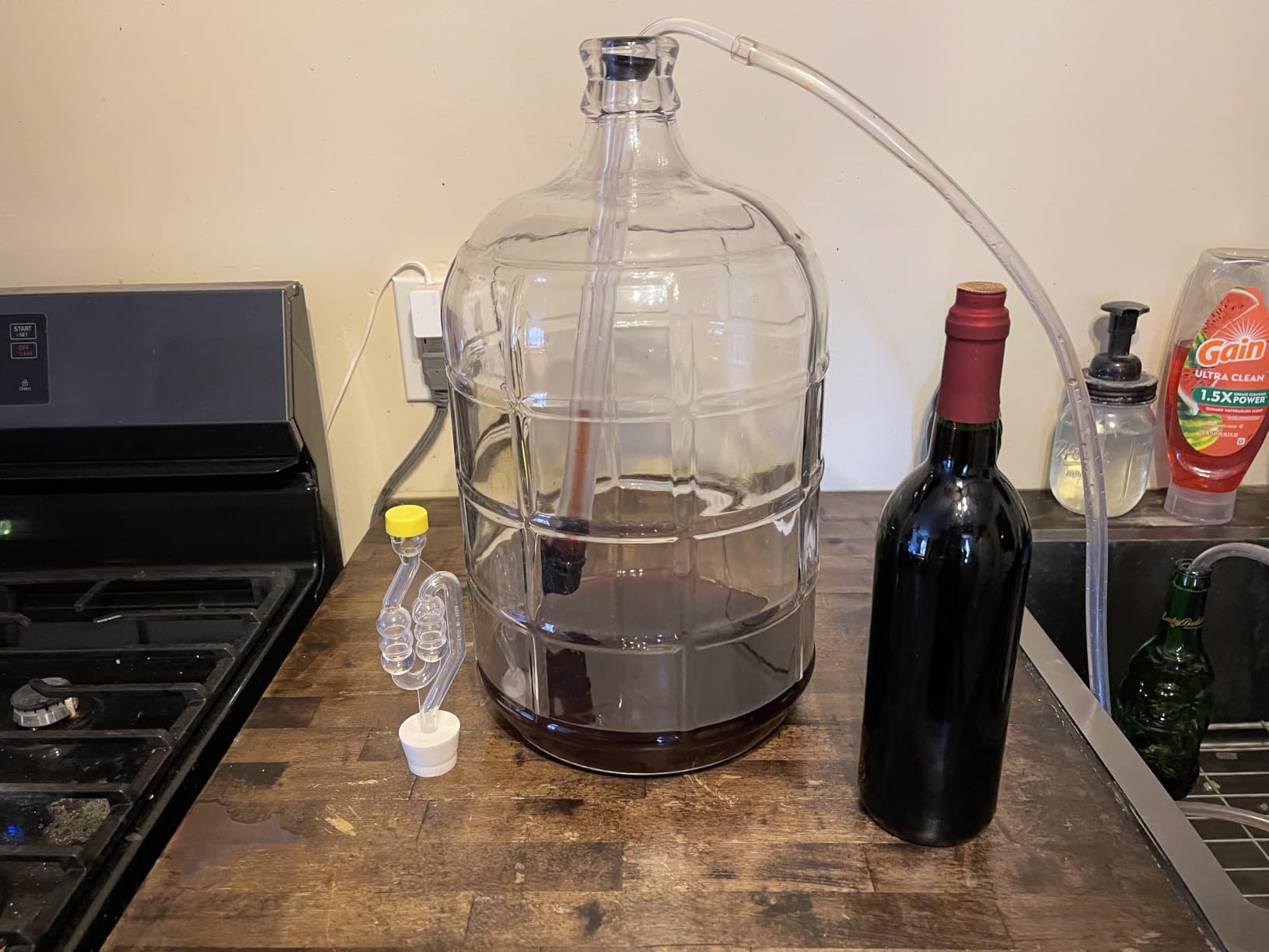3 Gallon Clear Glass Italian Carboy - 30 mm Cork Neck Finish (CORK NOT INCLUDED) customer photo 2