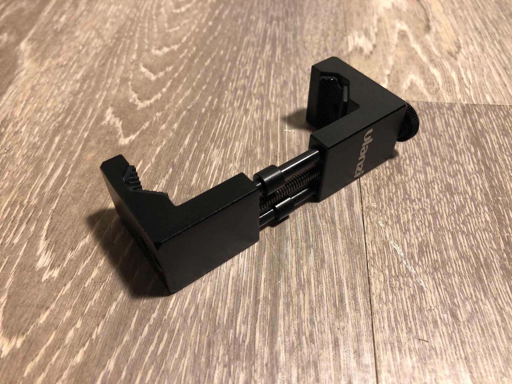 ULANZI U Rig Pro Smartphone Video Rig, Filmmaking Vlogging Case Phone Video Stabilizer Grip Tripod Mount for Videomaker Film-Maker Video-grapher with Cold Shoe Mount for iPhone Samsung and More customer photo 1