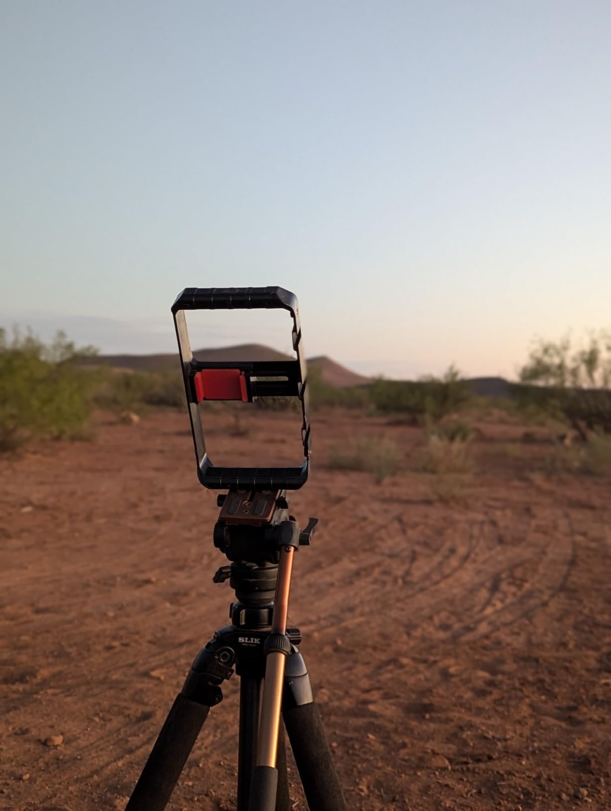 ULANZI U Rig Pro Smartphone Video Rig, Filmmaking Vlogging Case Phone Video Stabilizer Grip Tripod Mount for Videomaker Film-Maker Video-grapher with Cold Shoe Mount for iPhone Samsung and More customer photo 2