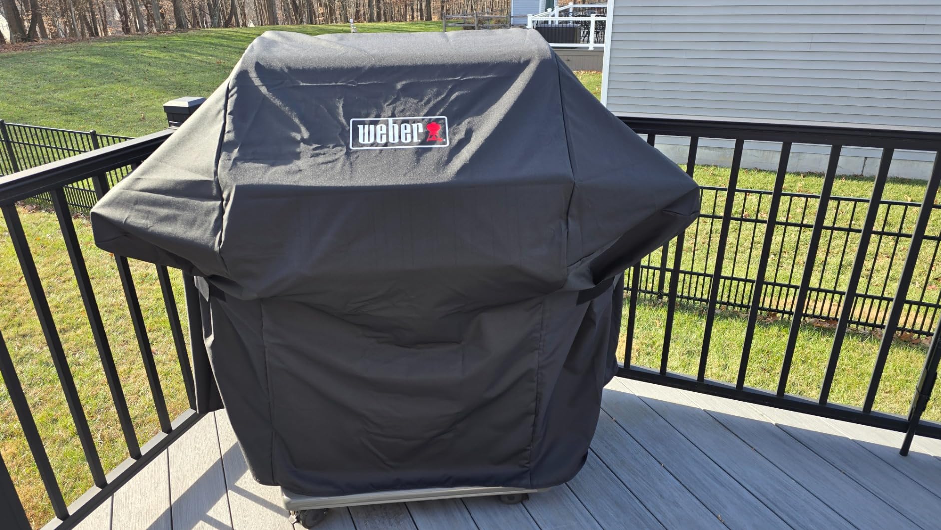 Weber Premium Outdoor Grill Cover for Select Spirit Gas Grills, Black | Water-Resistant Cover for Spirit 300 & 400 Series 4-Burner Gas Grills, Spirit 3-Burner Pre-2025, Grill Protection customer photo 1