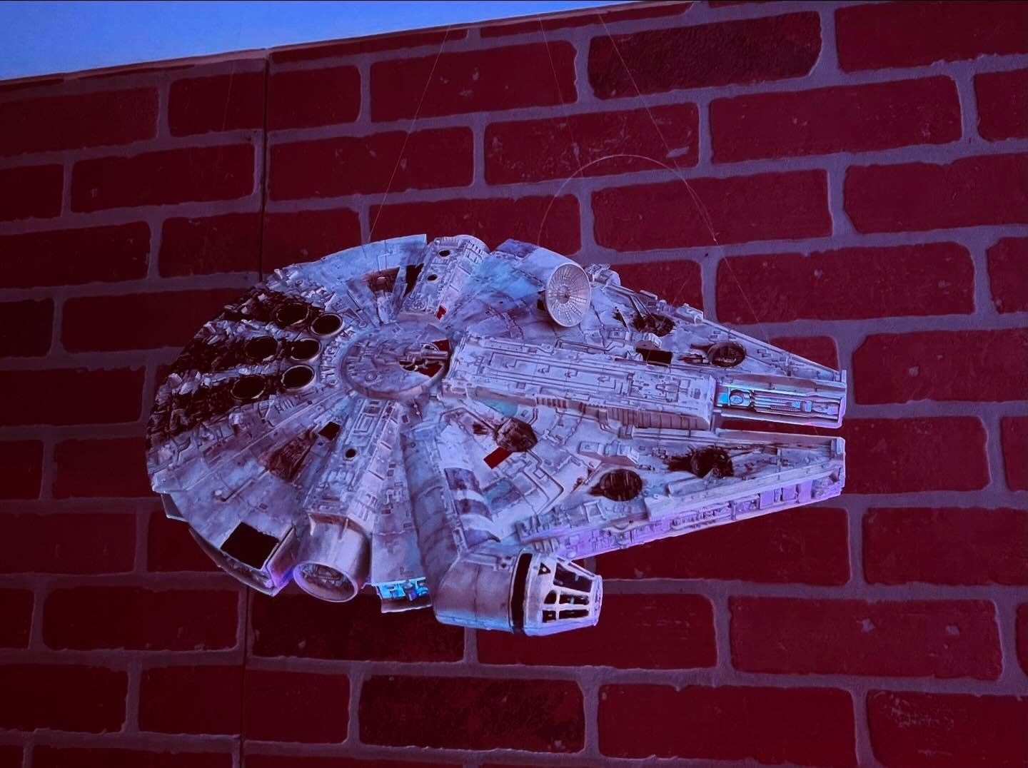 Revell 06718 Star Wars Millennium Falcon (Han Solo) 1:72 Scale Unbuilt/Unpainted Plastic Model Kit customer photo 1